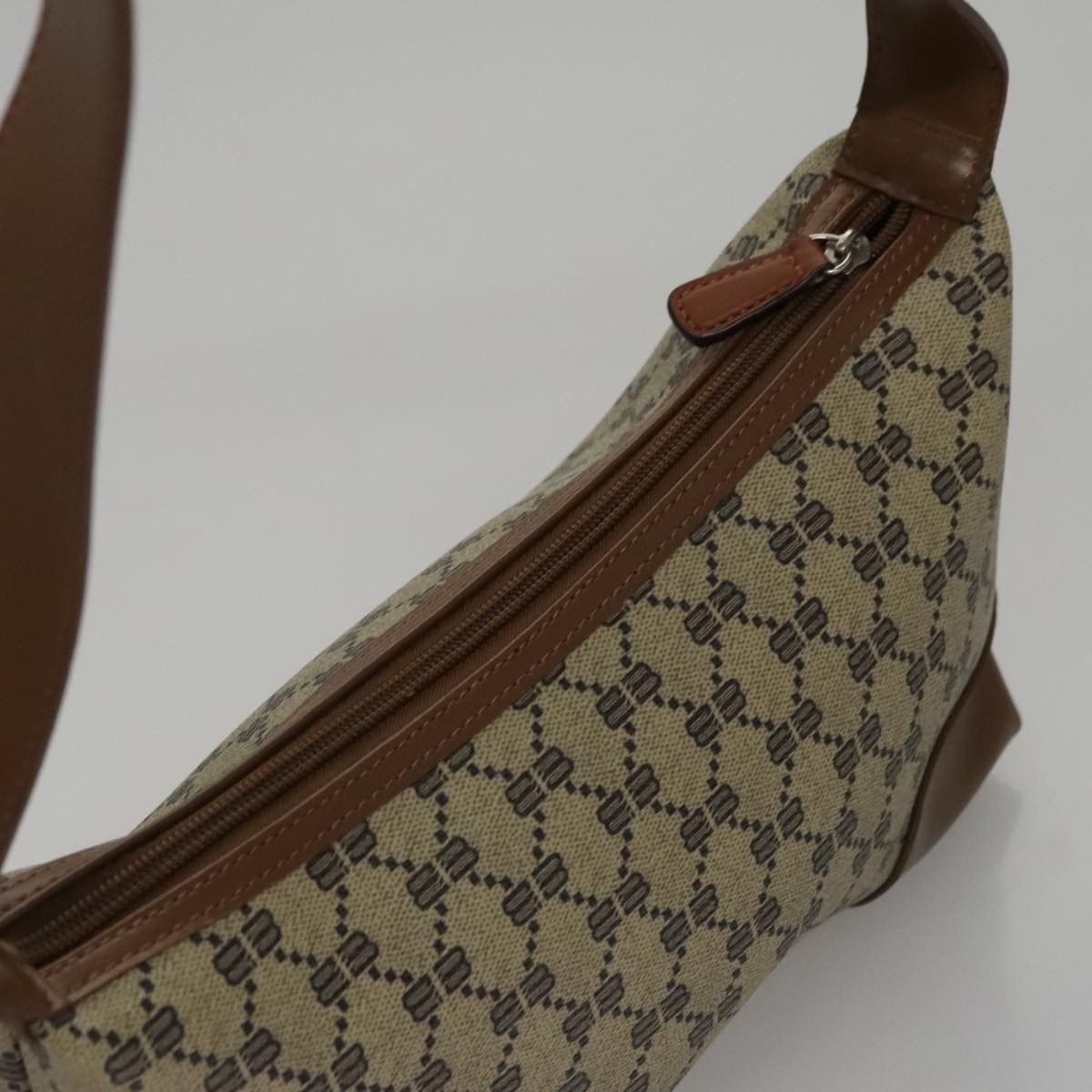 Balenciaga Bb Beige Canvas Shoulder Bag (Pre-Owned) Size ONE SIZE - 16 Thumbnail