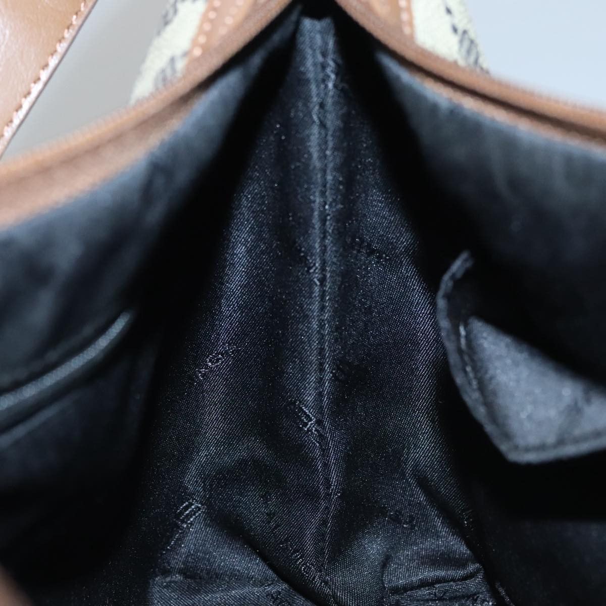 Balenciaga Bb Beige Canvas Shoulder Bag (Pre-Owned) Size ONE SIZE - 18 Thumbnail