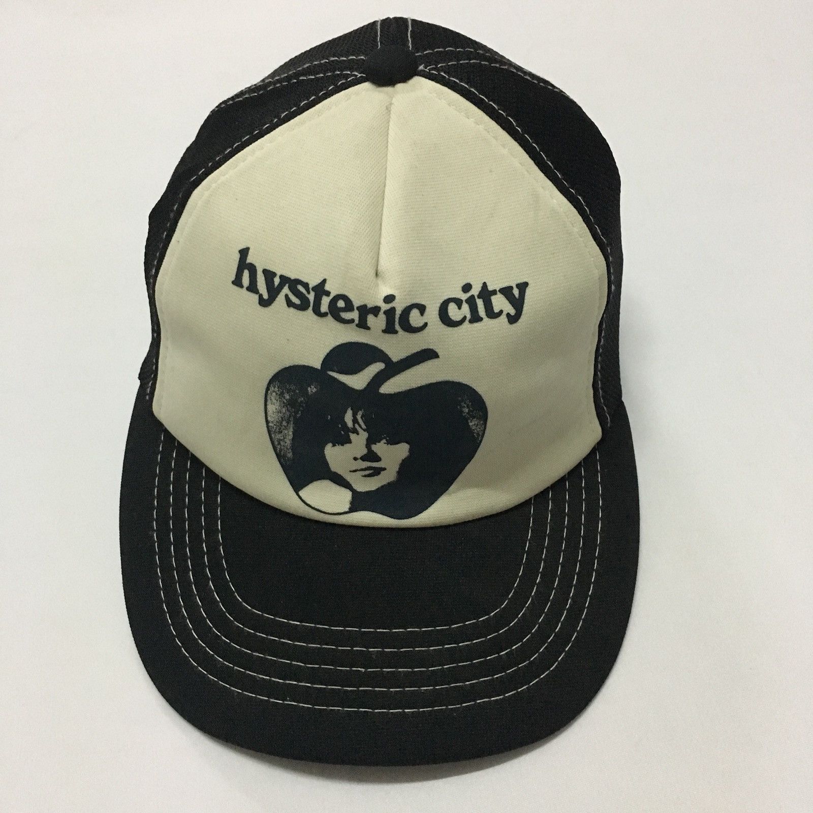 VINTAGE HYSTERIC GLAMOUR TRUCKER CAP CITY APPLE