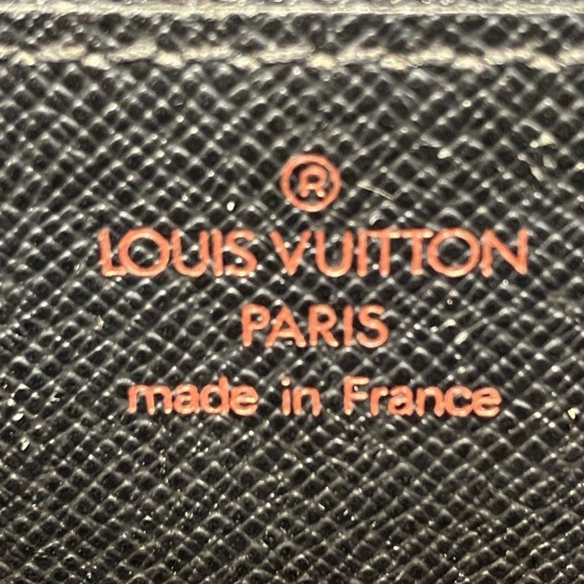 Louis Vuitton Serie Dragonne clutch