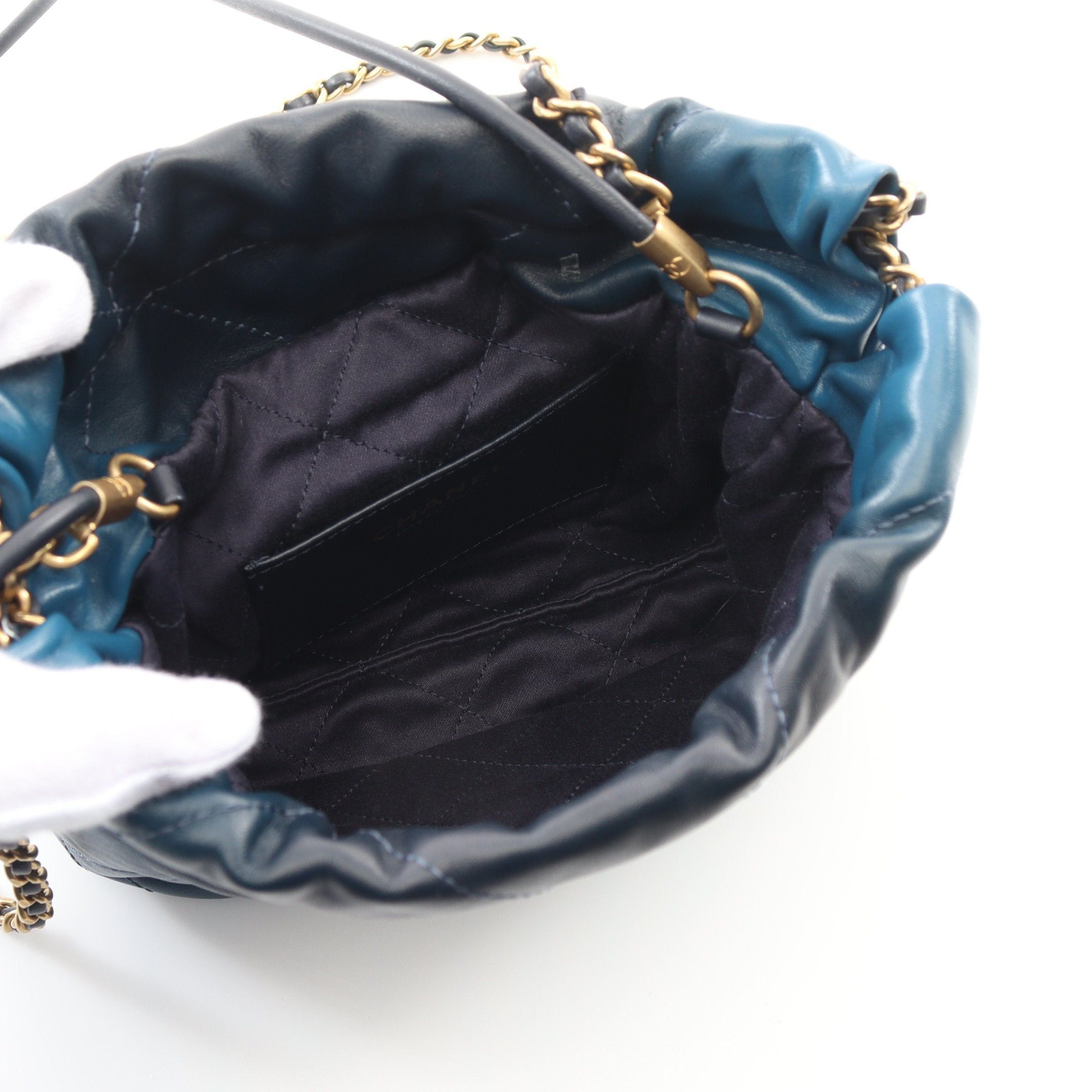 Chanel Chanel Chanel 22 Mini Chain Shoulder Bag Leather Blue Dark Gold Hardware Gradation Size ONE SIZE - 3 Thumbnail