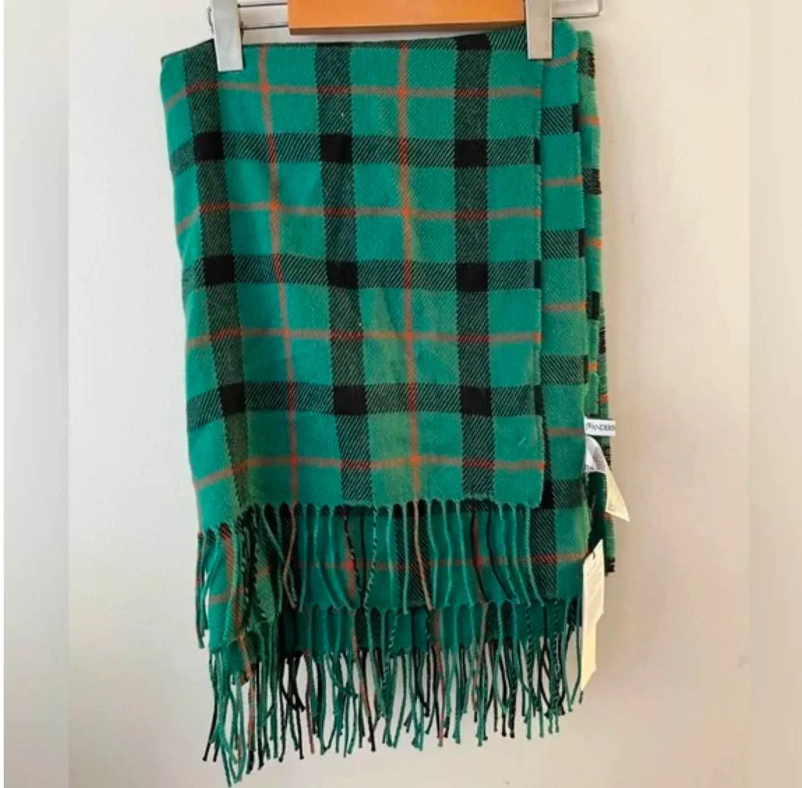 Uniqlo J.W. Anderson x Uniqlo Scarf Size ONE SIZE - 3 Thumbnail