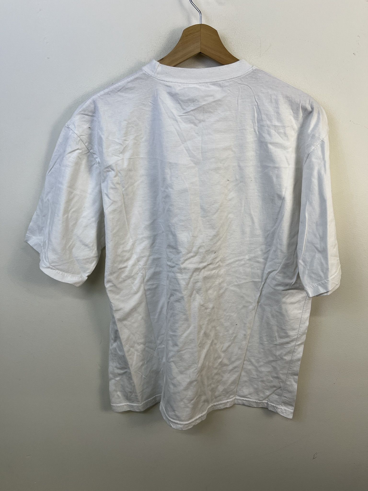Vacation Vintage Tee Shirt Korea Dragon Flag Tee Shirt SIze L Size US L / EU 52-54 / 3 - 2 Thumbnail