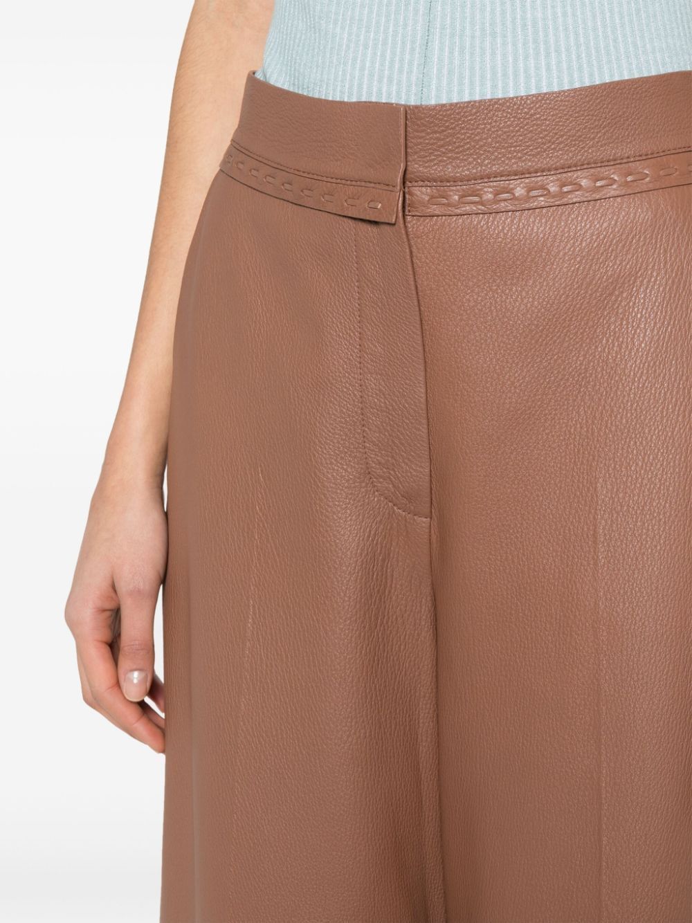 Fendi PANTALONI IN PELLE Size 28" / US 6 / IT 42 - 4 Thumbnail