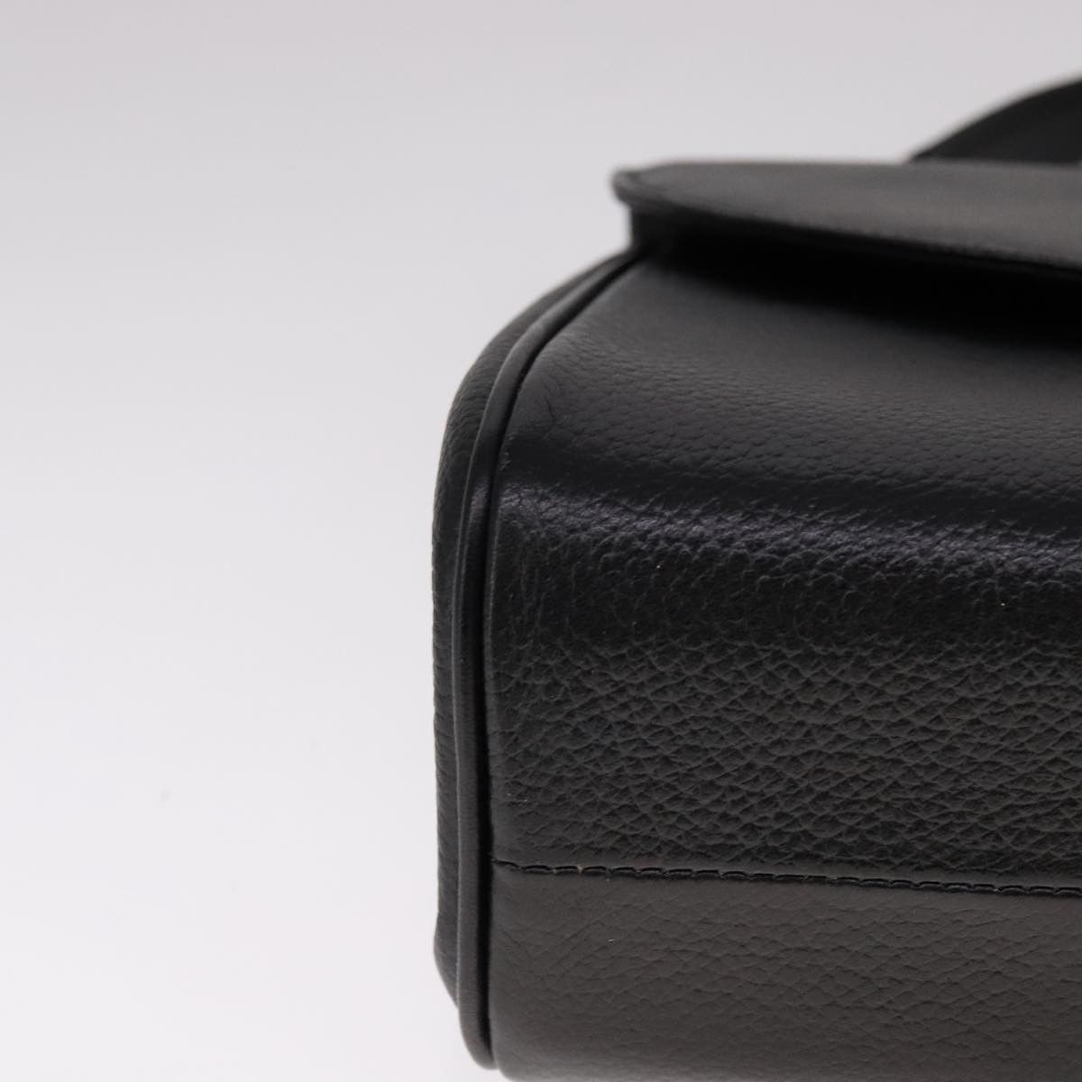 Burberry Black Leather Handbag (Pre-Owned) Size ONE SIZE - 7 Thumbnail