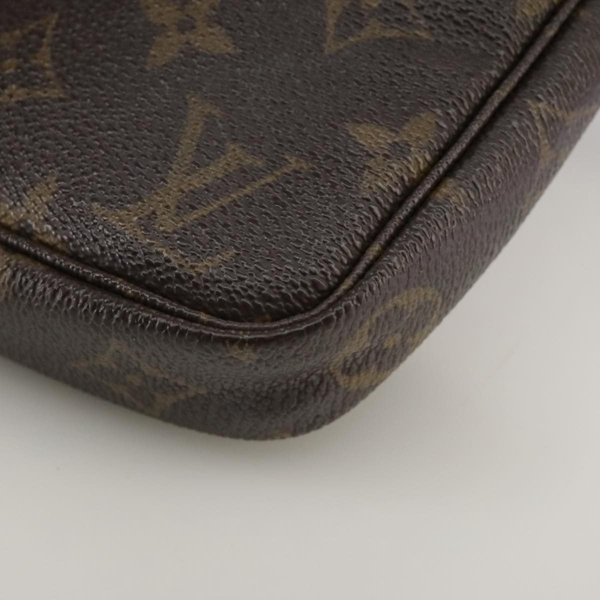 Louis Vuitton Pochette Accessoire Brown Canvas Clutch Bag (Pre-Owned) Size ONE SIZE - 8 Thumbnail