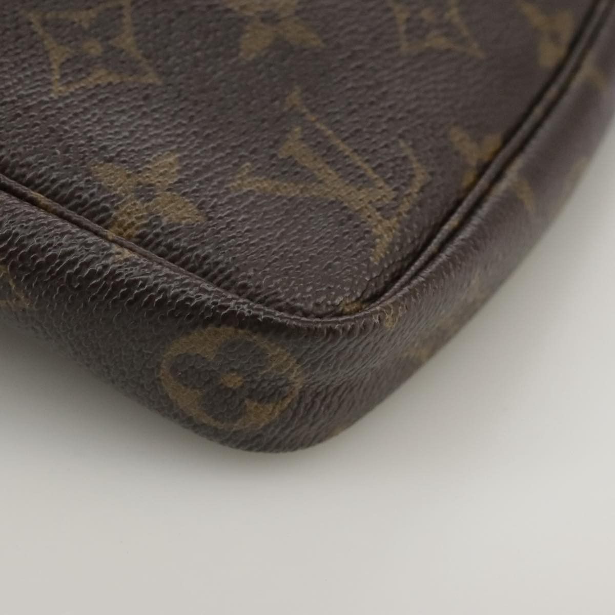 Louis Vuitton Pochette Accessoire Brown Canvas Clutch Bag (Pre-Owned) Size ONE SIZE - 7 Thumbnail