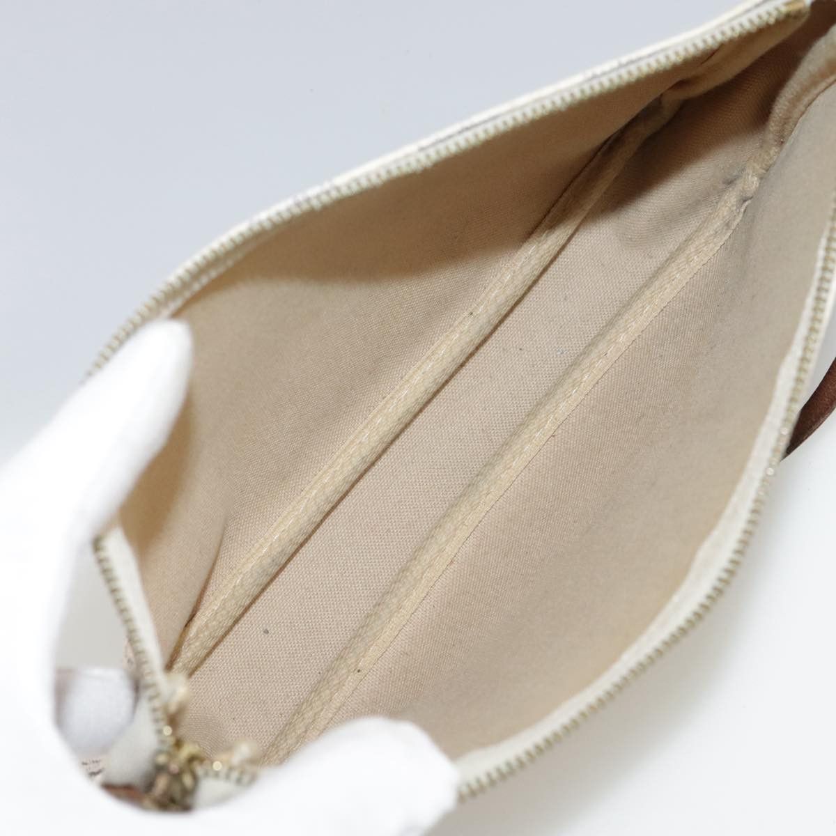 Louis Vuitton Pochette Accessoire White Canvas Clutch Bag (Pre-Owned) Size ONE SIZE - 13 Thumbnail