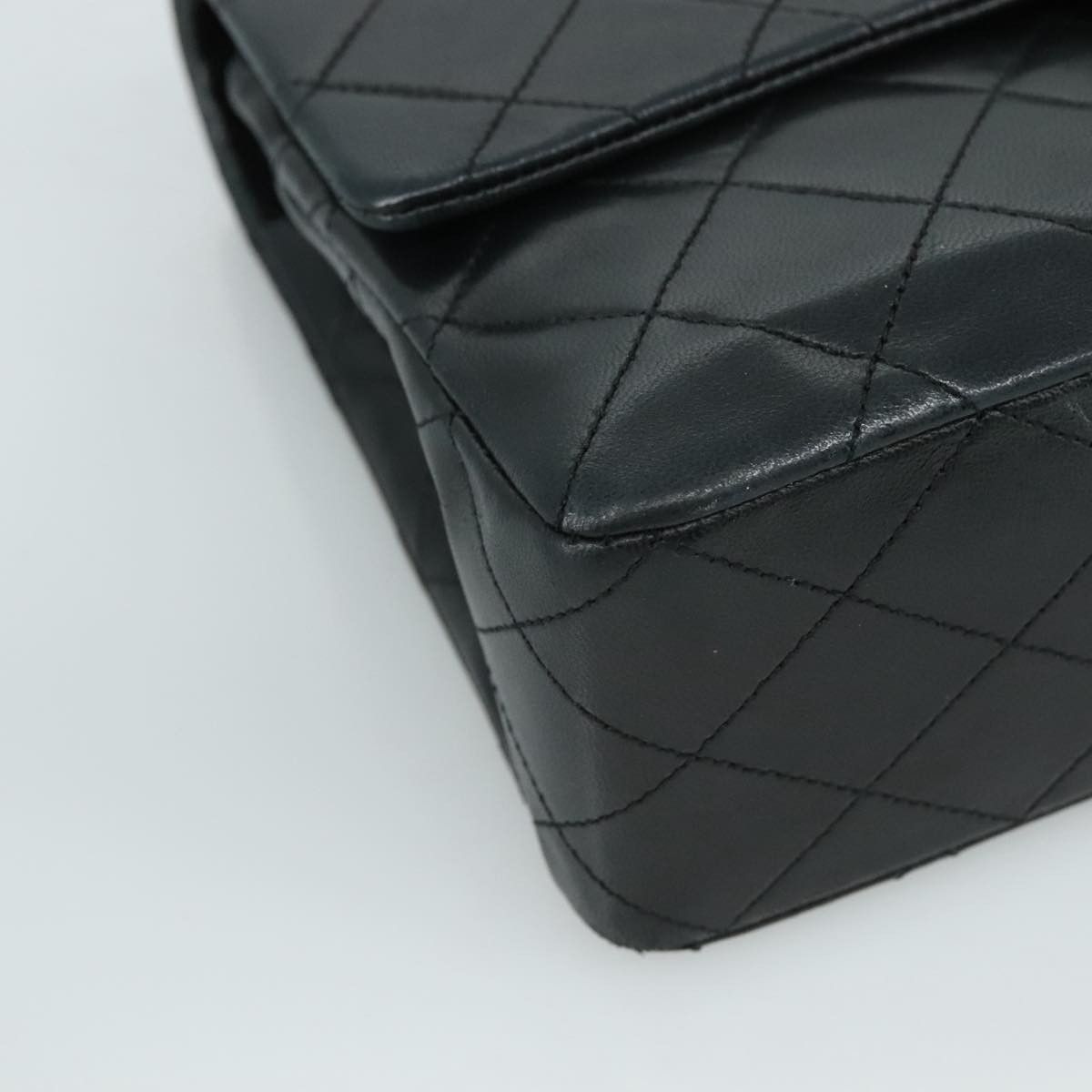 Chanel Timeless Black Leather Shoulder Bag (Pre-Owned) Size ONE SIZE - 16 Thumbnail