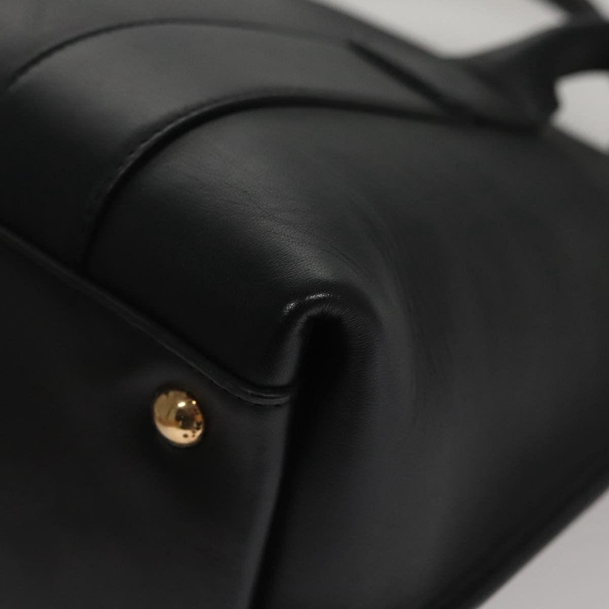Salvatore Ferragamo Sookie Black Leather Handbag (Pre-Owned) Size ONE SIZE - 17 Thumbnail
