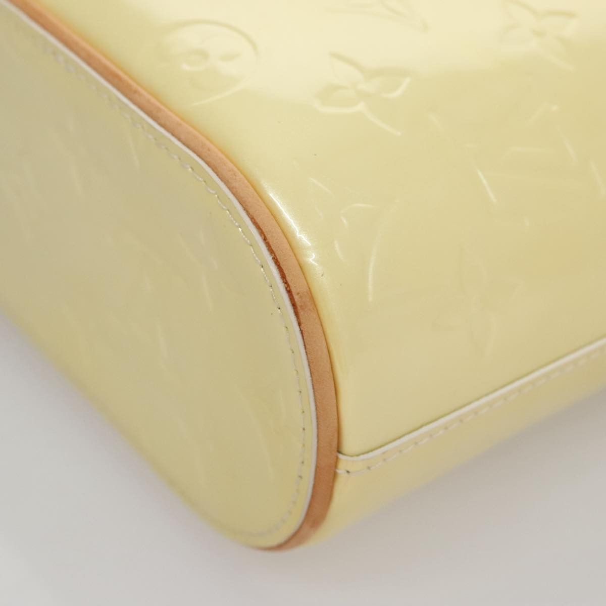 Louis Vuitton Stillwood Yellow Patent Leather Handbag (Pre-Owned) Size ONE SIZE - 10 Thumbnail