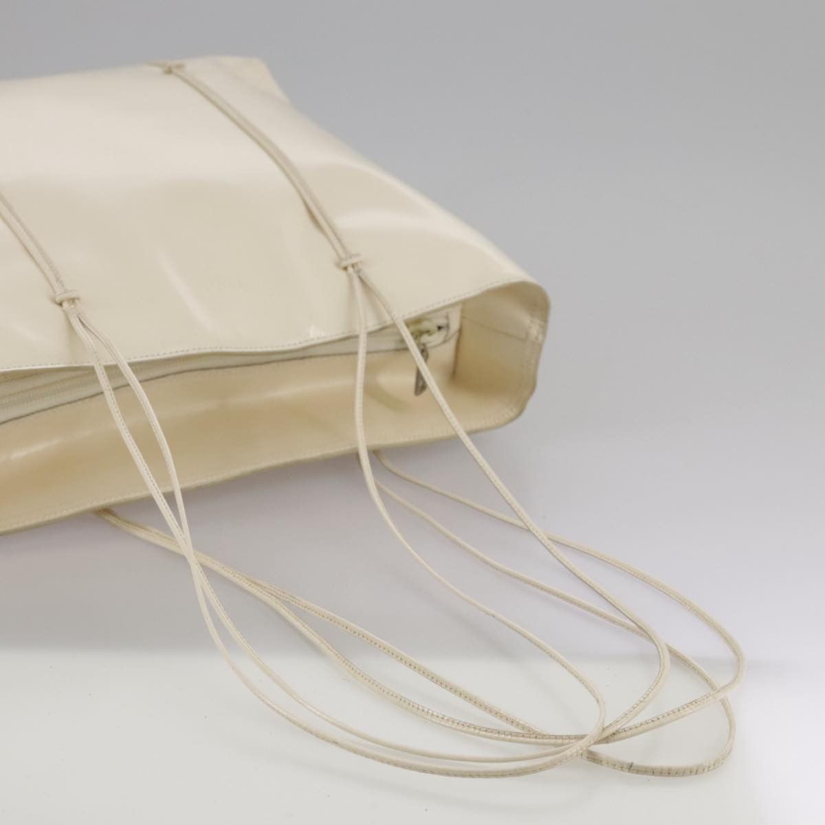 Prada White Patent Leather Tote Bag (Pre-Owned) Size ONE SIZE - 5 Thumbnail