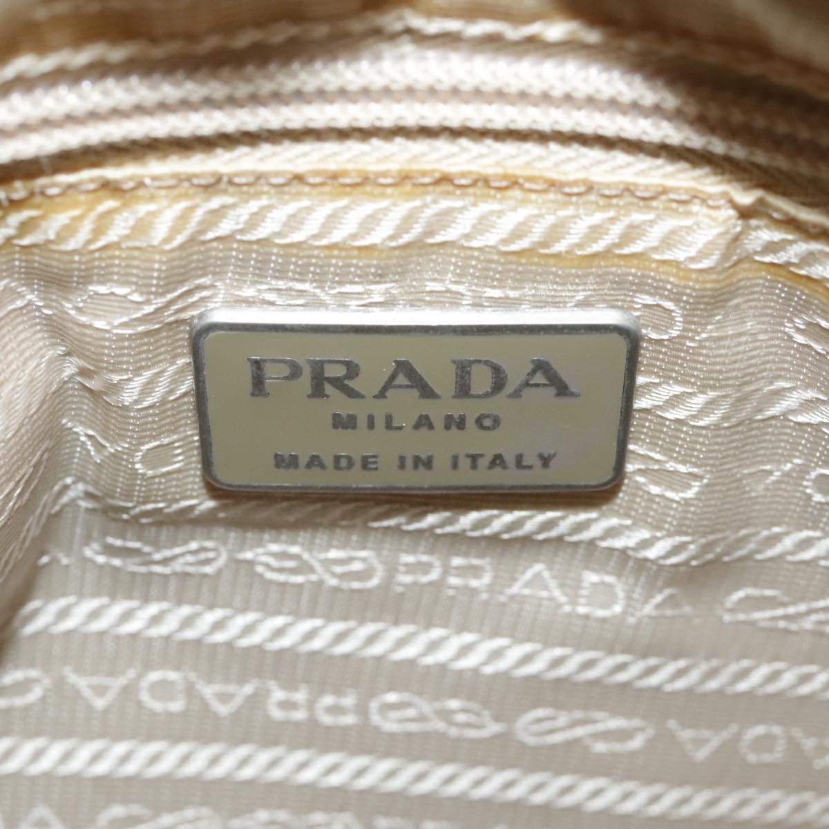 Prada White Patent Leather Tote Bag (Pre-Owned) Size ONE SIZE - 15 Thumbnail