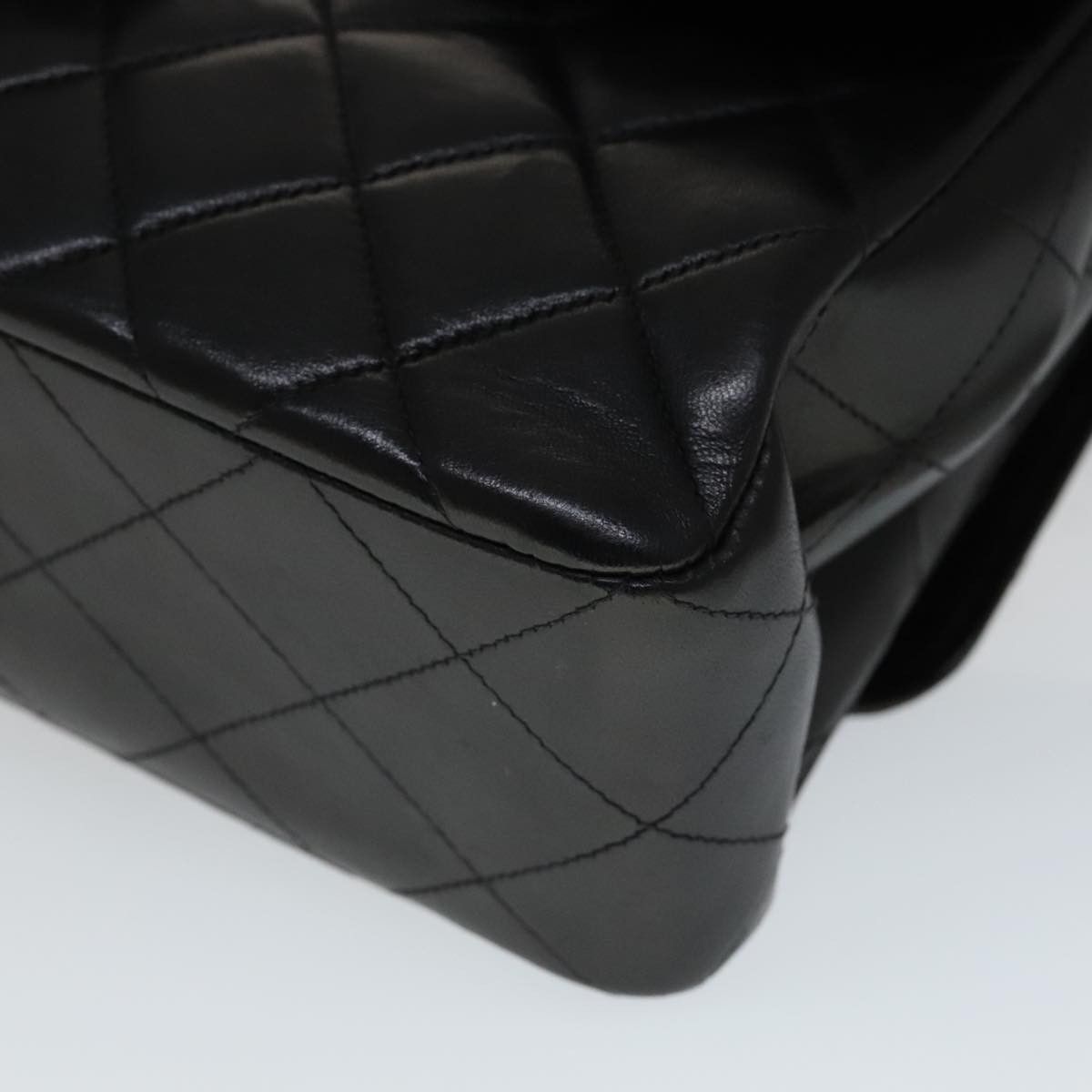 Chanel Timeless/Classique Black Leather Handbag (Pre-Owned) Size ONE SIZE - 7 Thumbnail