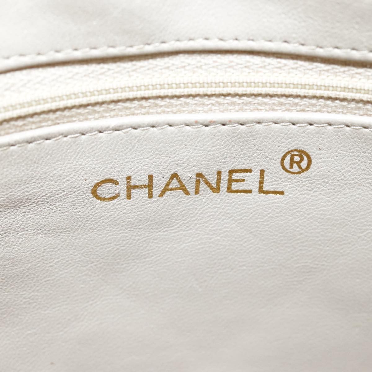 Chanel Camera Beige Shearling Shoulder Bag (Pre-Owned) Size ONE SIZE - 15 Thumbnail