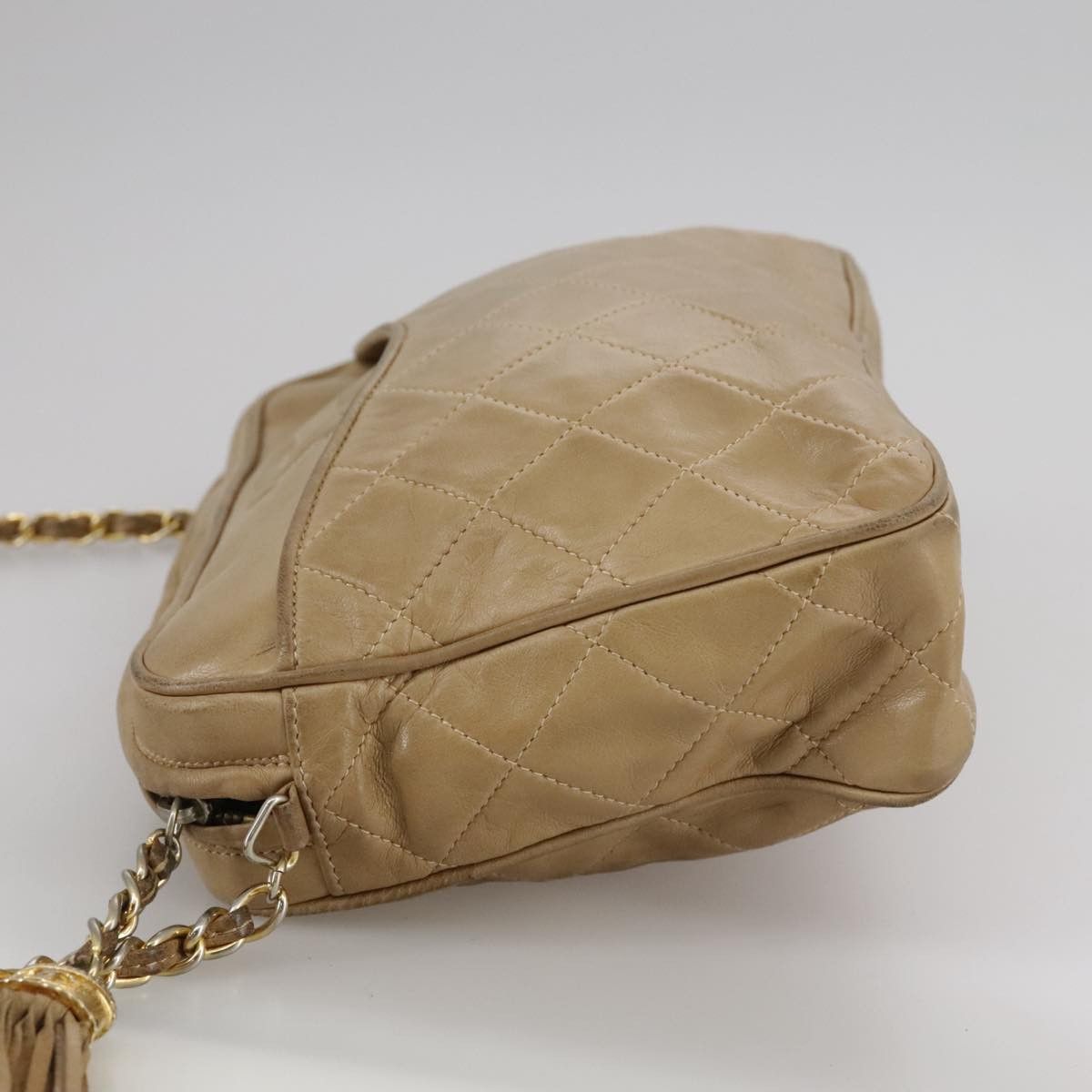Chanel Camera Beige Shearling Shoulder Bag (Pre-Owned) Size ONE SIZE - 3 Thumbnail