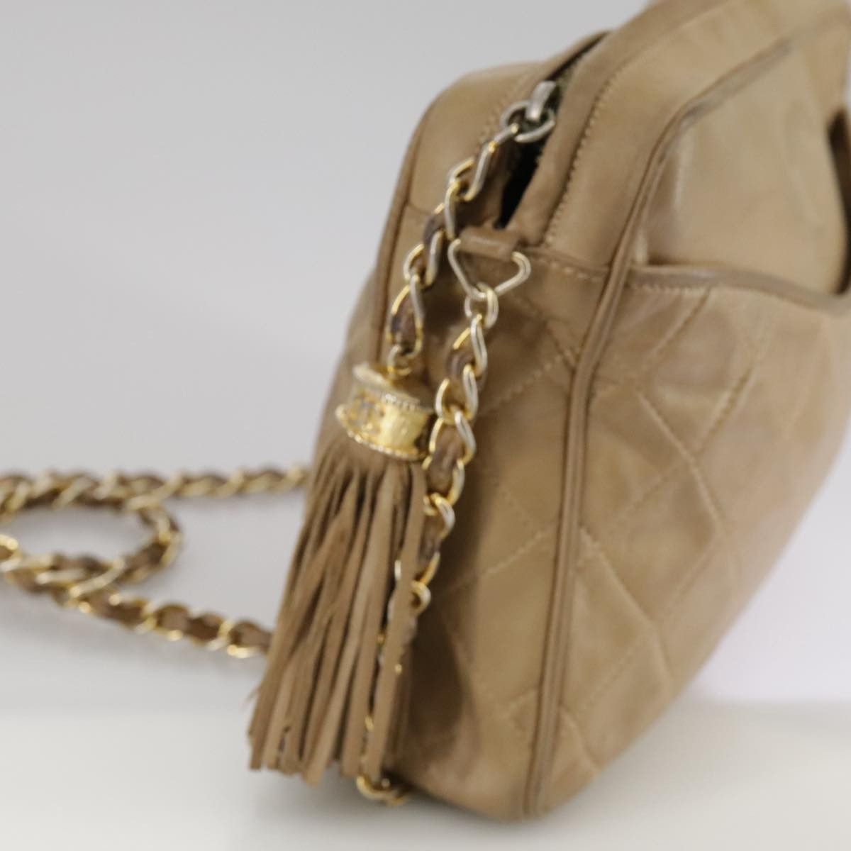 Chanel Camera Beige Shearling Shoulder Bag (Pre-Owned) Size ONE SIZE - 11 Thumbnail
