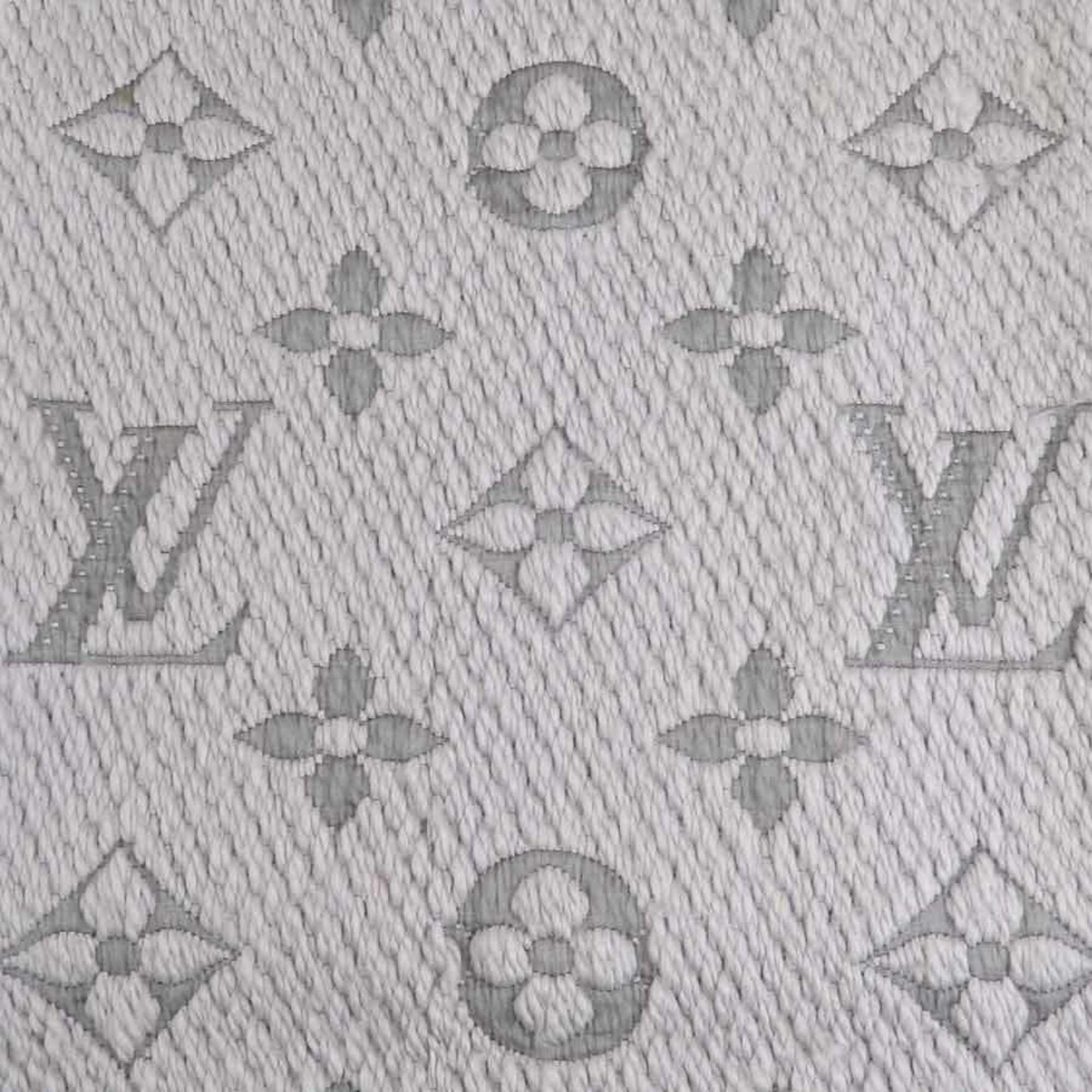 Louis Vuitton Louis Vuitton Logomania scarf Size ONE SIZE - 3 Thumbnail
