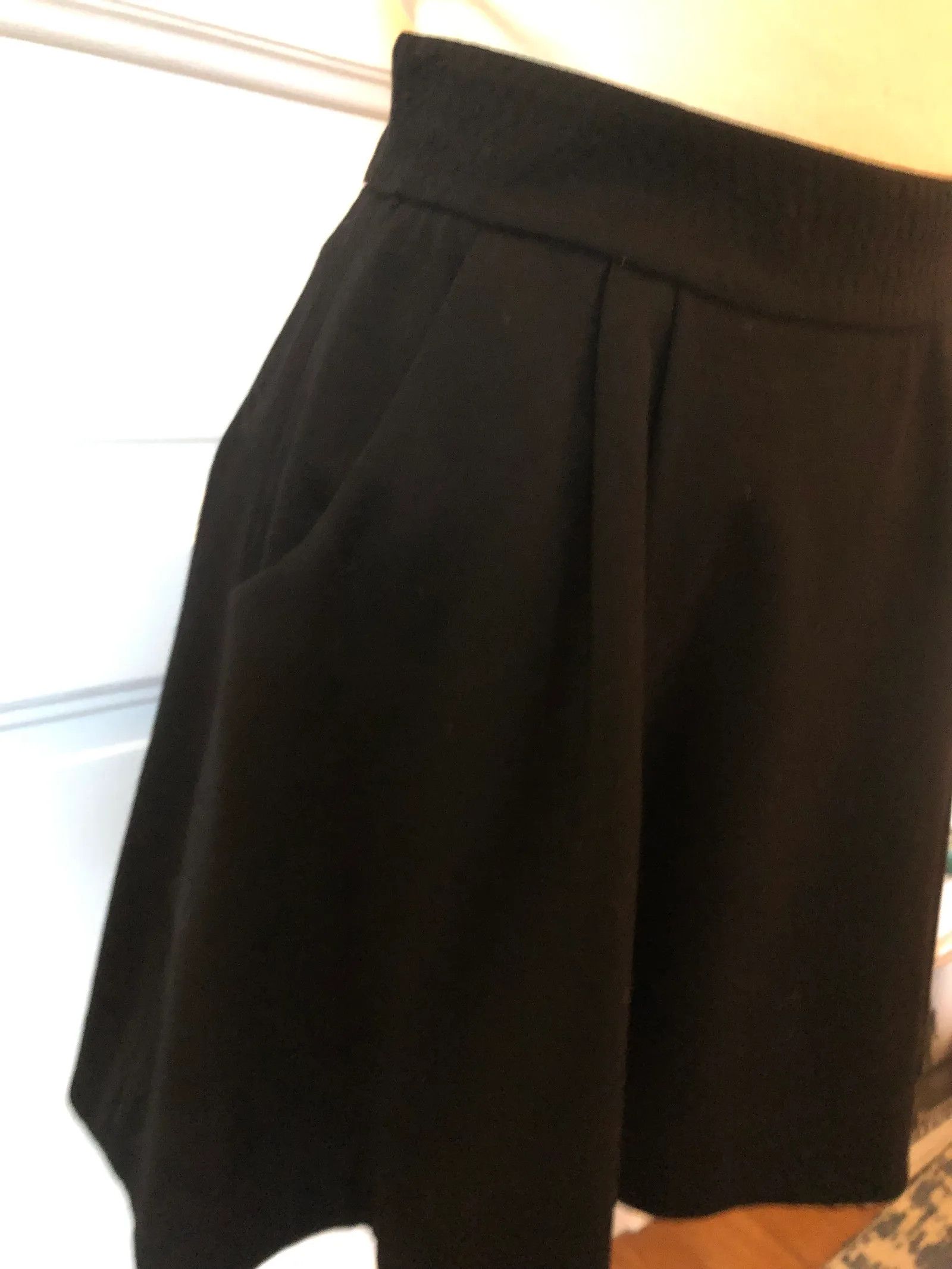 Diane von Furstenberg Diane von Furstenberg Skirt Size 26" / US 2 / IT 38 - 4 Thumbnail