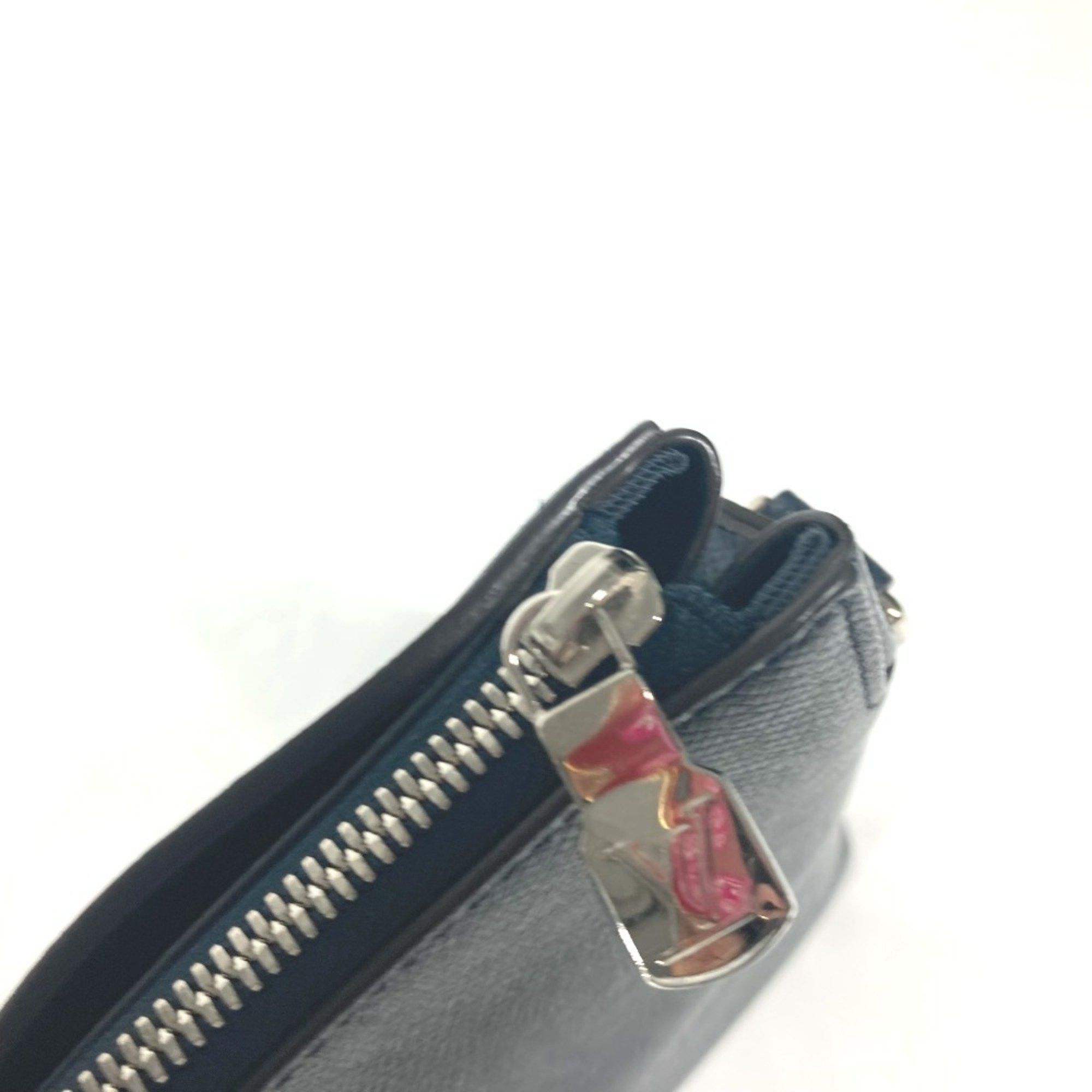 Louis Vuitton Louis Vuitton M33417 Taiga Anton Bag Shoulder Leather Men's Blue Marine Navy Size ONE SIZE - 12 Thumbnail