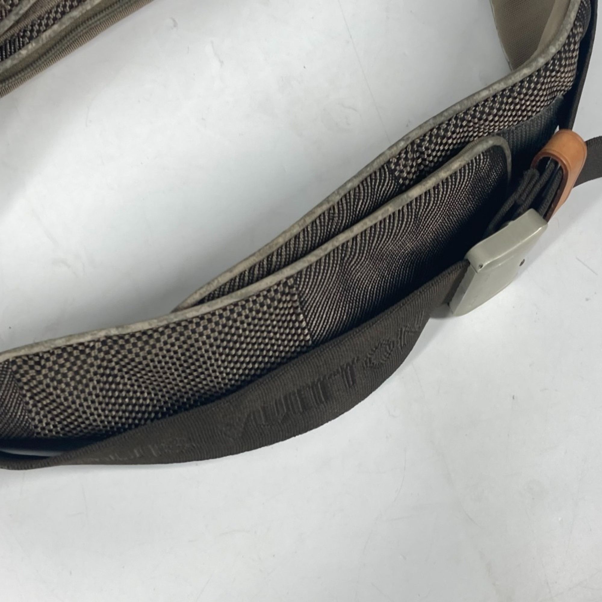 Louis Vuitton LOUIS VUITTON M93211 Damier Geant Santur Jogging Belt Bag with 2 Water Bottles Body Canvas Men's Beige Size ONE SIZE - 16 Thumbnail