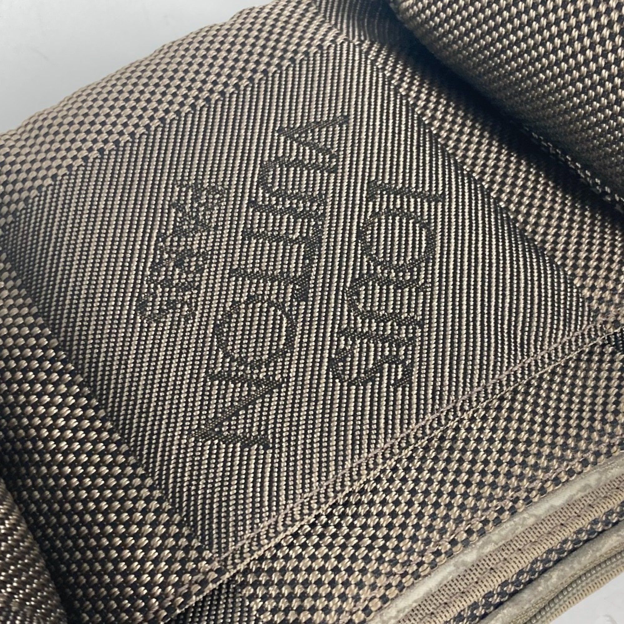 Louis Vuitton LOUIS VUITTON M93211 Damier Geant Santur Jogging Belt Bag with 2 Water Bottles Body Canvas Men's Beige Size ONE SIZE - 17 Thumbnail
