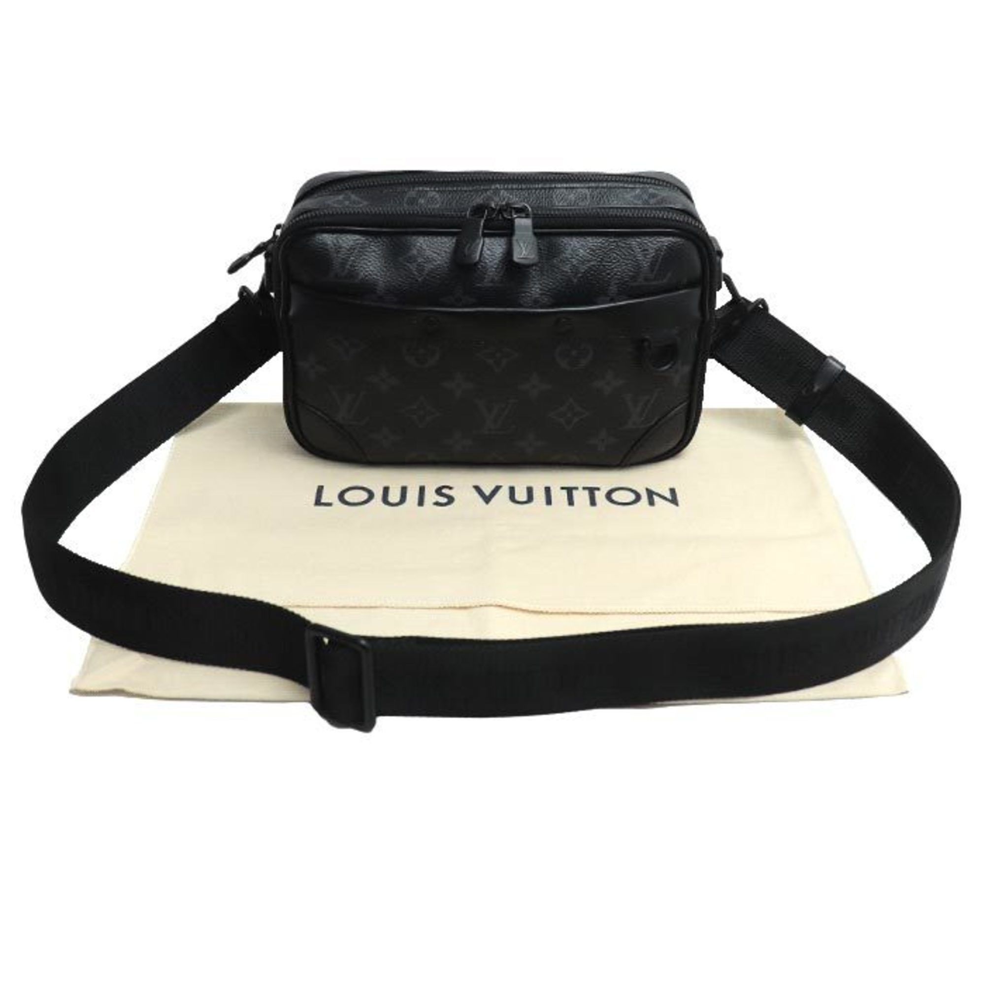 Louis Vuitton Louis Vuitton Alpha Shoulder Bag Monogram Eclipse Black M46955 IC Chip Men's Size ONE SIZE - 8 Thumbnail