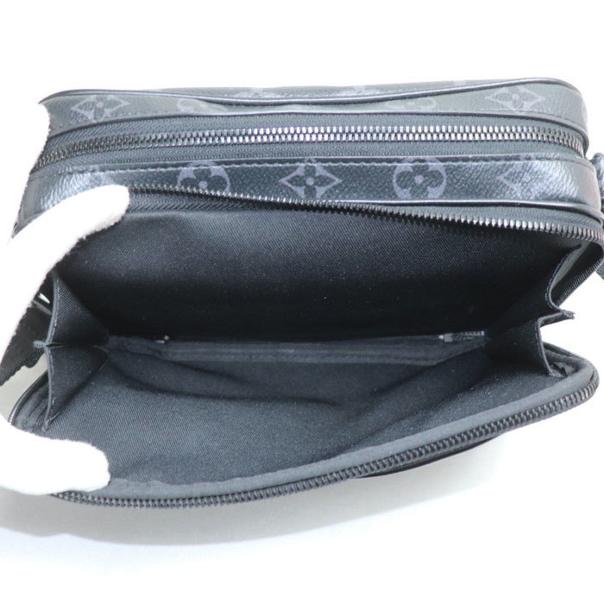 Louis Vuitton Louis Vuitton Alpha Shoulder Bag Monogram Eclipse Black M46955 IC Chip Men's Size ONE SIZE - 4 Thumbnail