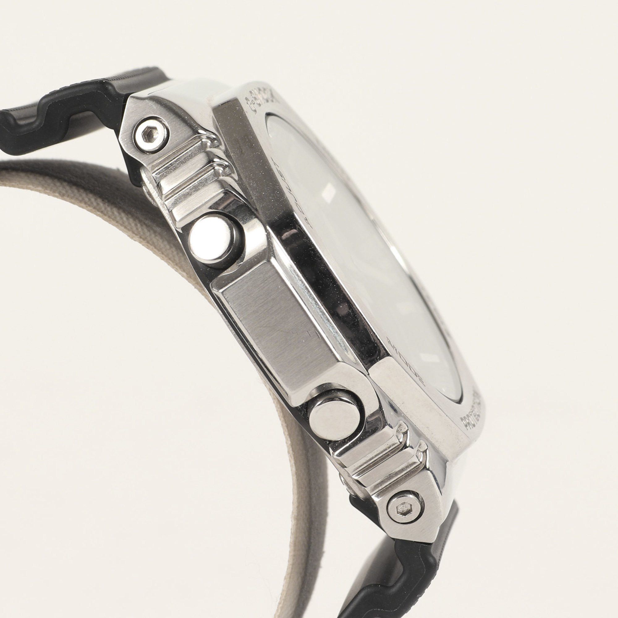 Casio G-SHOCK GM-2100-1AJF Metal Covered Watch CASIO Silver Black Size ONE SIZE - 4 Thumbnail