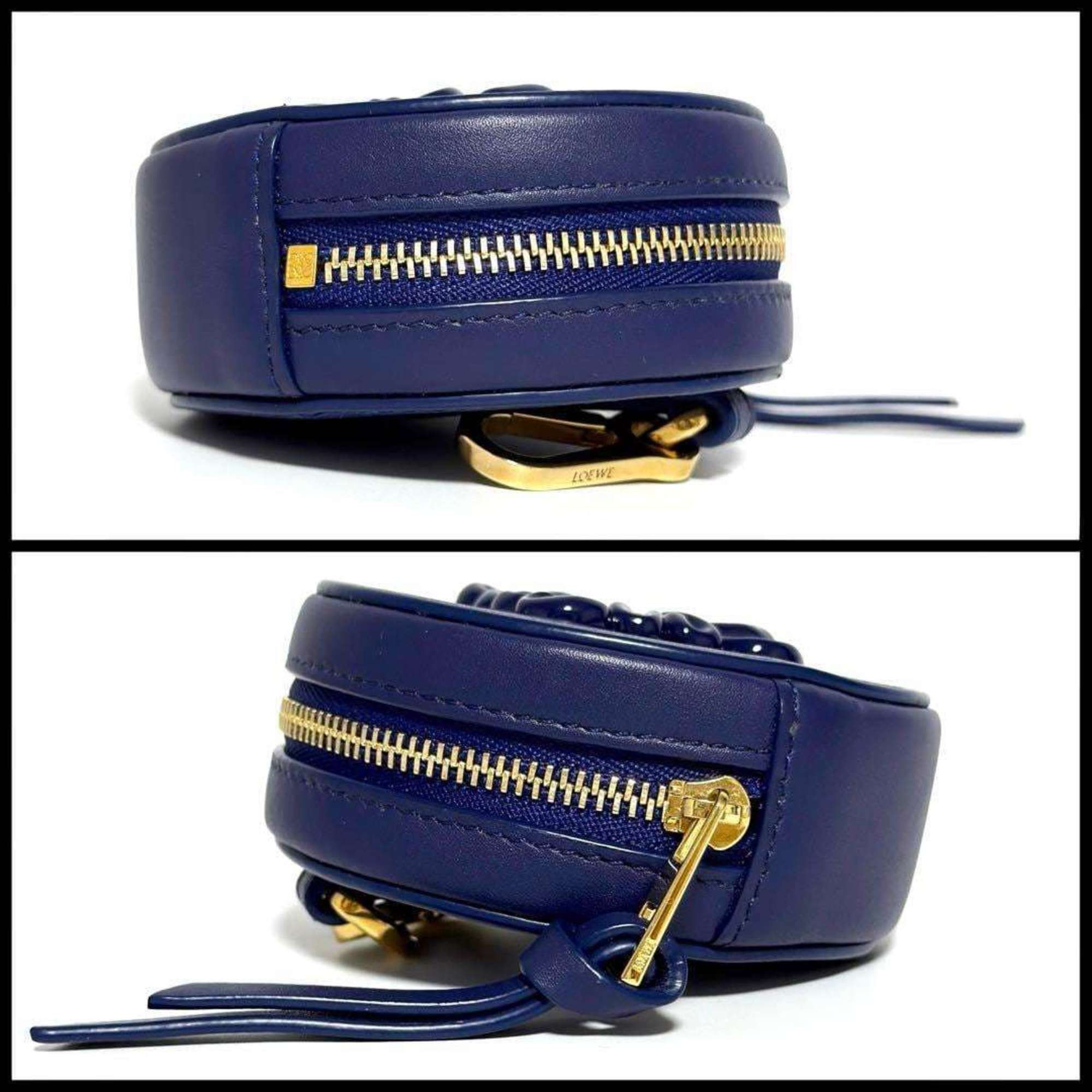 Loewe LOEWE INFLATED ANAGRAM COOKIE CHARM COIN CASE Size ONE SIZE - 4 Thumbnail