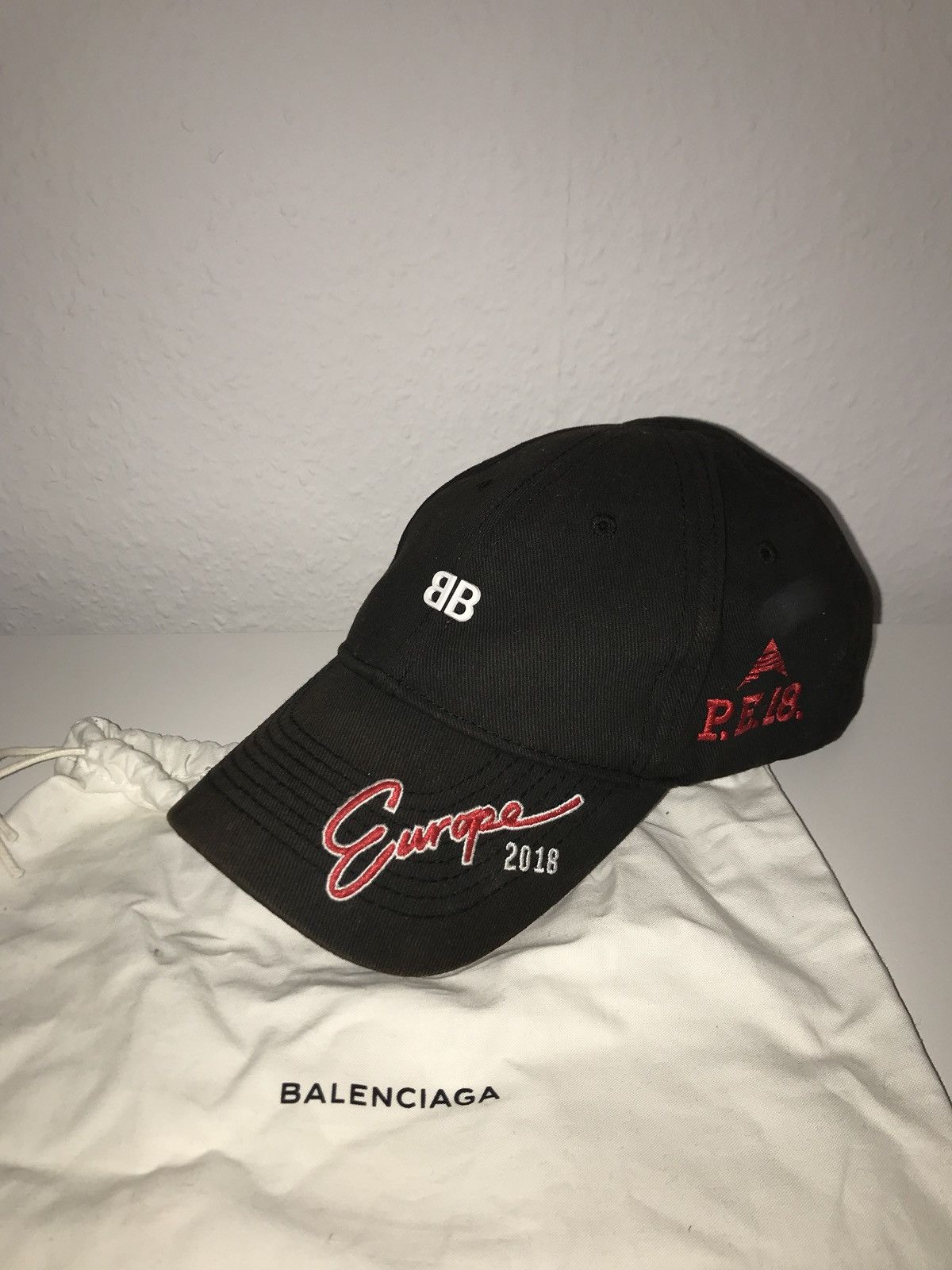 Balenciaga europa hot sale cap