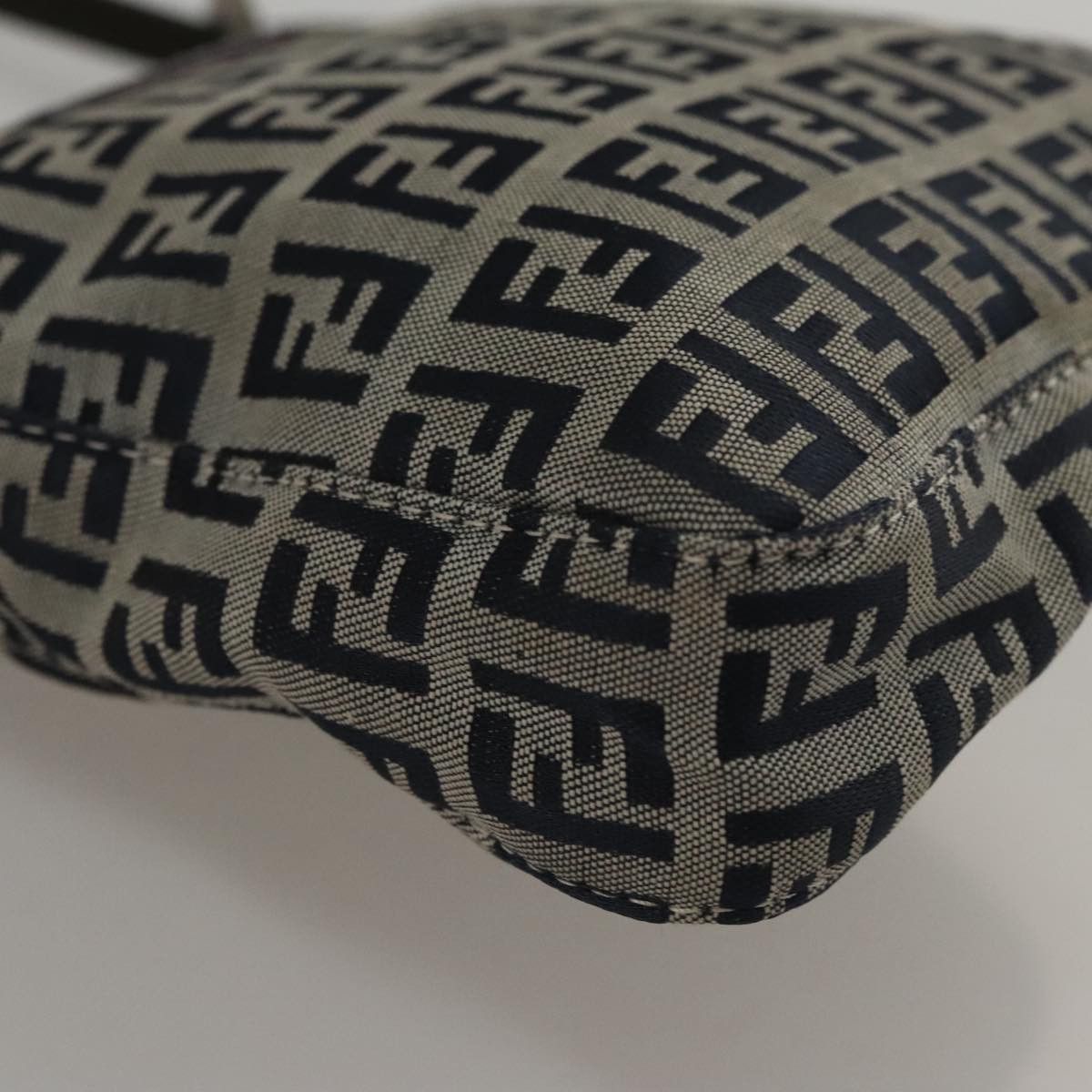 Fendi Zucchino Navy Canvas Shoulder Bag (Pre-Owned) Size ONE SIZE - 20 Thumbnail