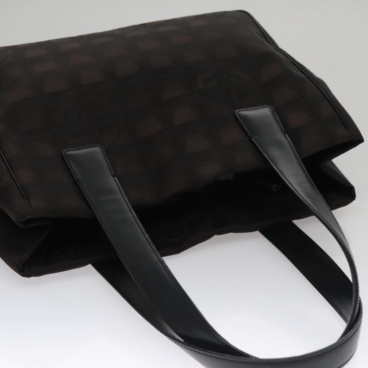 Chanel Travel Line Brown Synthetic Tote Bag (Pre-Owned) Size ONE SIZE - 18 Thumbnail