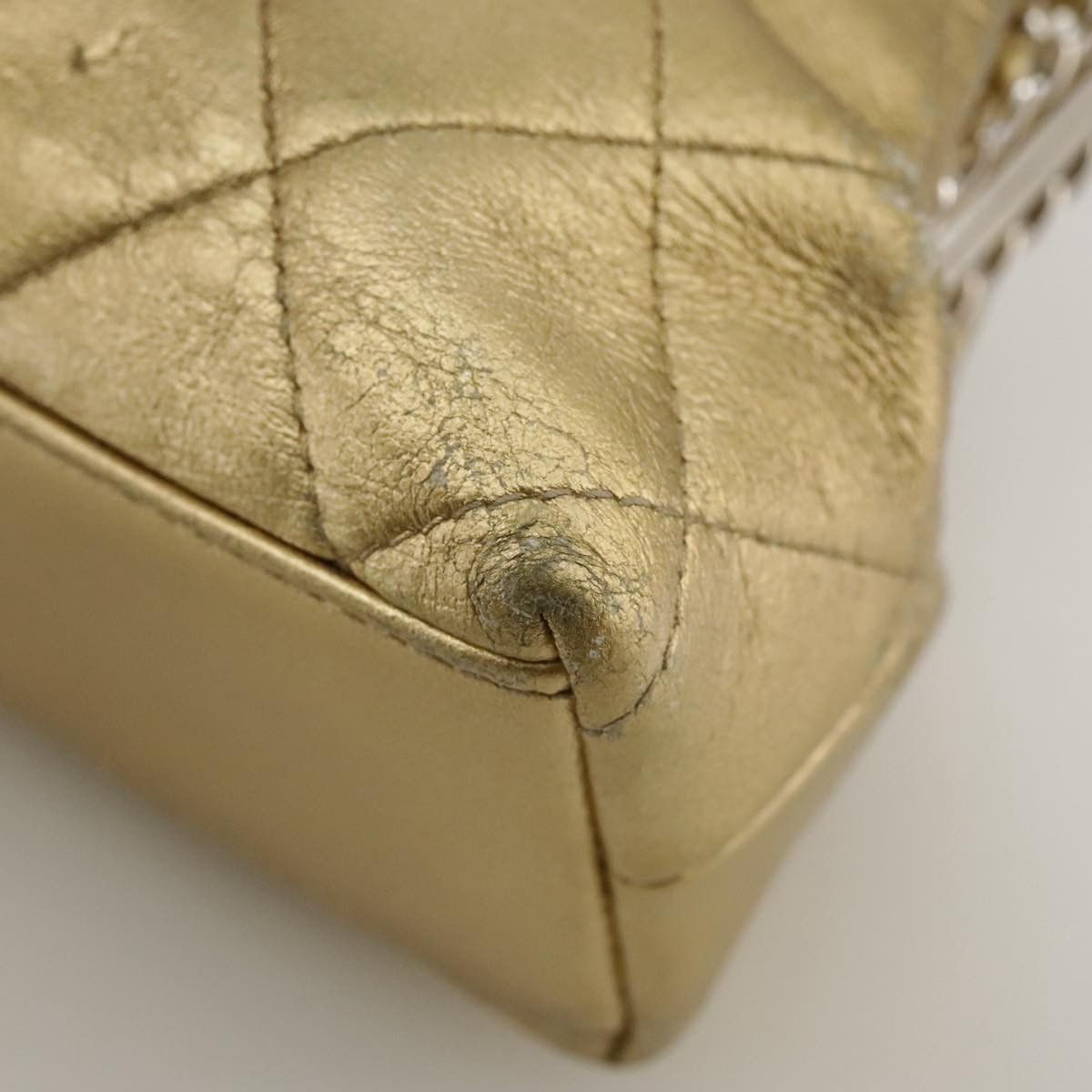 Chanel Gold Leather Shoulder Bag (Pre-Owned) Size ONE SIZE - 10 Thumbnail