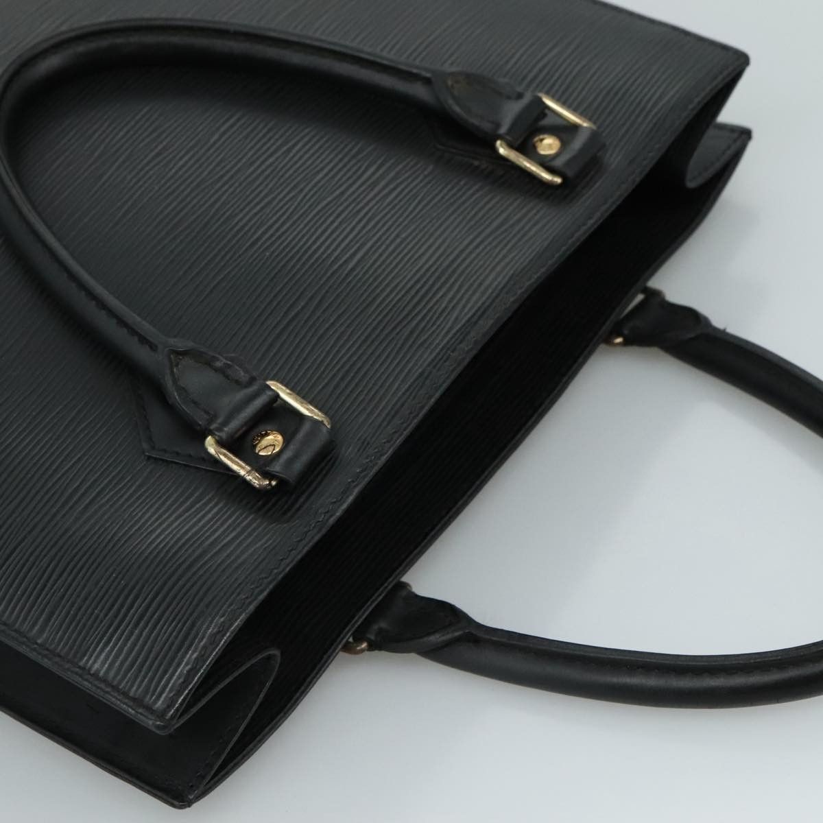 Louis Vuitton Black Leather Handbag (Pre-Owned) Size ONE SIZE - 20 Thumbnail