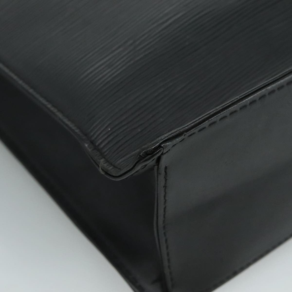 Louis Vuitton Black Leather Handbag (Pre-Owned) Size ONE SIZE - 9 Thumbnail