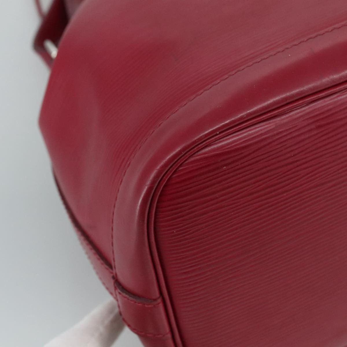 Louis Vuitton Noé Bb Burgundy Leather Shoulder Bag (Pre-Owned) Size ONE SIZE - 10 Thumbnail