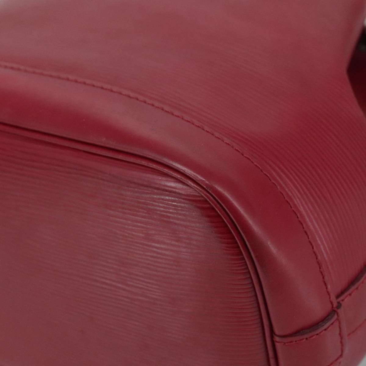 Louis Vuitton Noé Bb Burgundy Leather Shoulder Bag (Pre-Owned) Size ONE SIZE - 9 Thumbnail