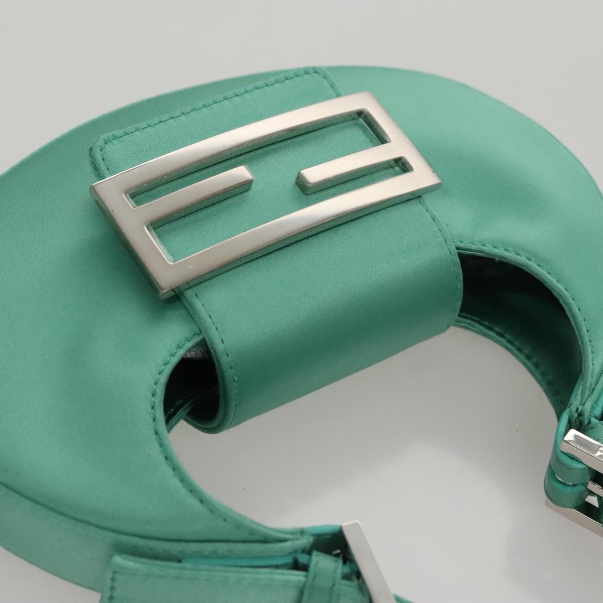 Fendi Green Leather Handbag (Pre-Owned) Size ONE SIZE - 10 Thumbnail