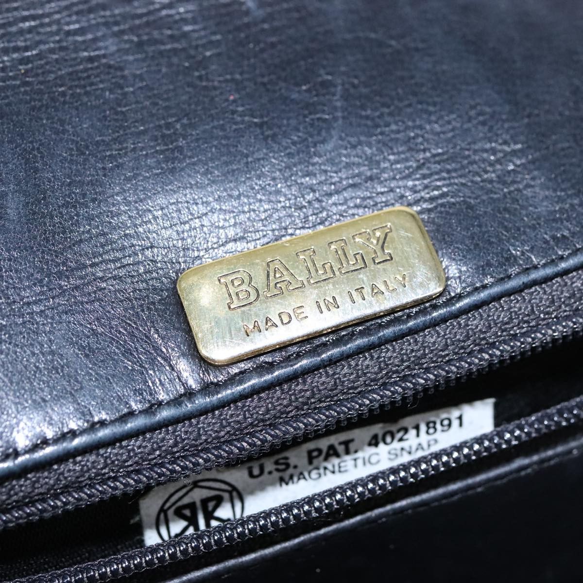 Bally Black Leather Shoulder Bag (Pre-Owned) Size ONE SIZE - 20 Thumbnail