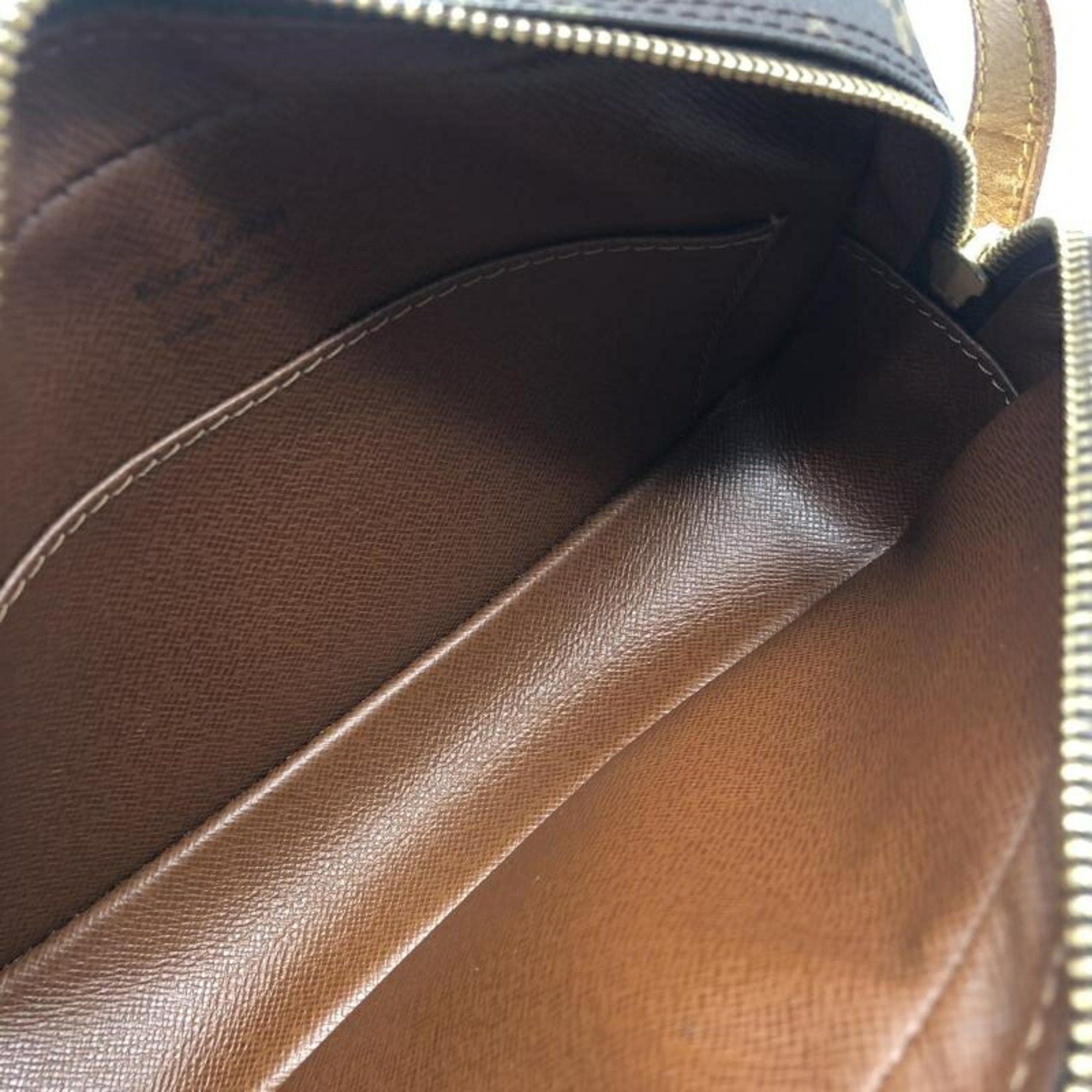 Louis Vuitton Louis Vuitton Cité shoulder Size ONE SIZE - 7 Thumbnail