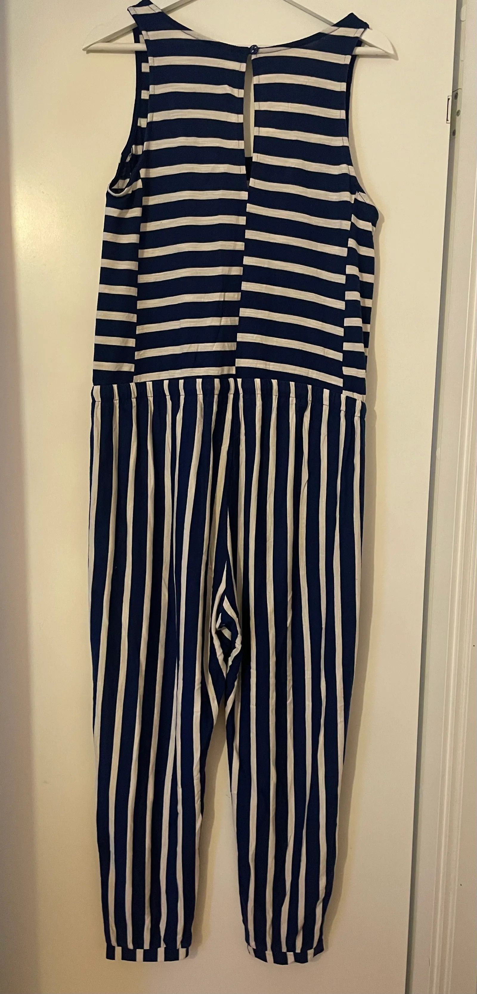 Old Navy Old Navy Jumpsuit Size 28" / US 6 / IT 42 - 4 Thumbnail