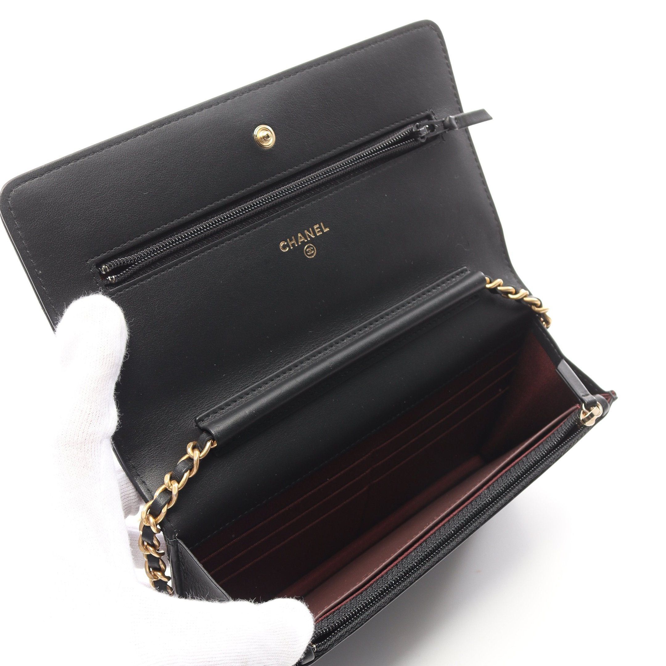 Chanel Chanel 2.55 Matelasse Chain Wallet Leather Black Gold Hardware Size ONE SIZE - 3 Thumbnail