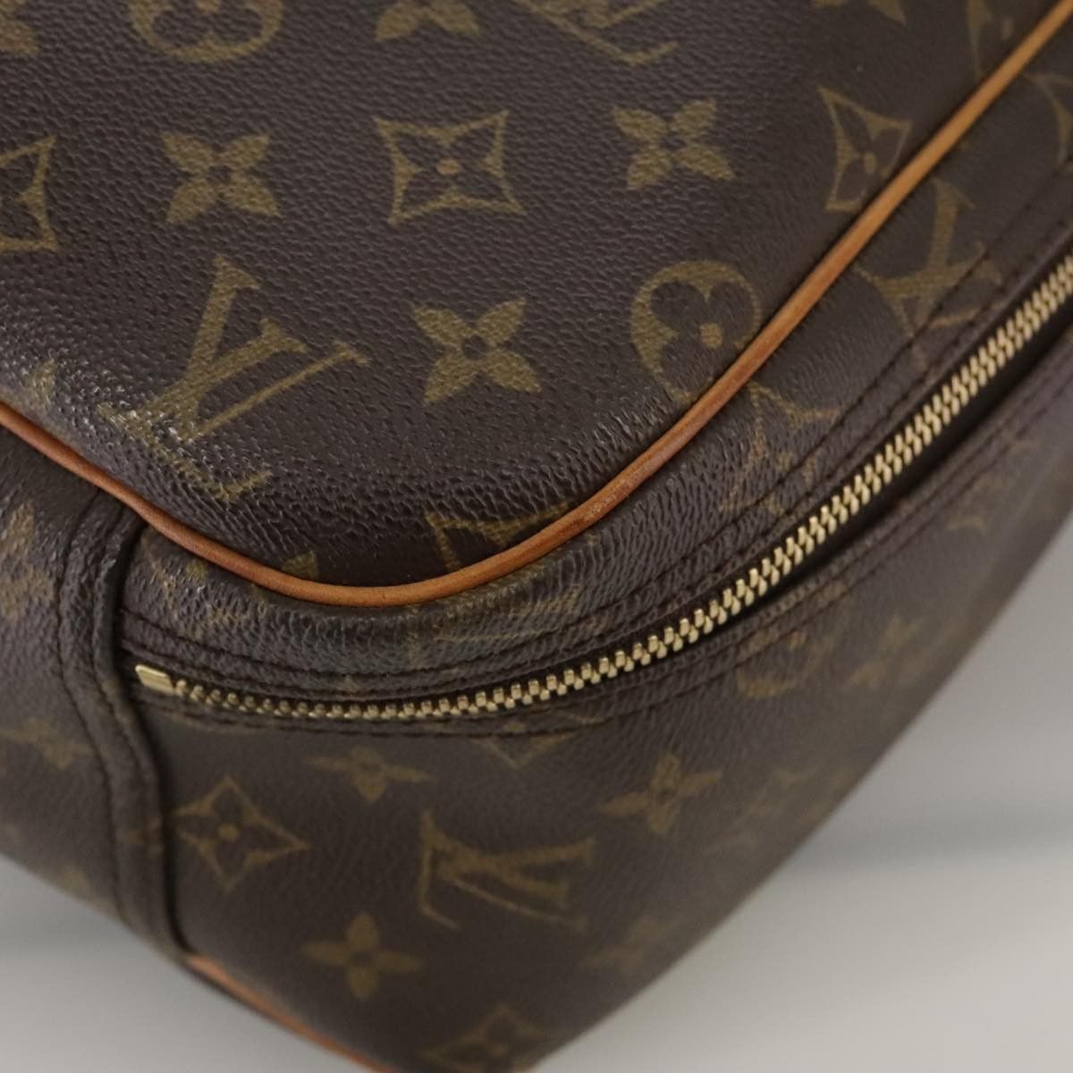 Louis Vuitton Excursion Brown Canvas Handbag (Pre-Owned) Size ONE SIZE - 8 Thumbnail