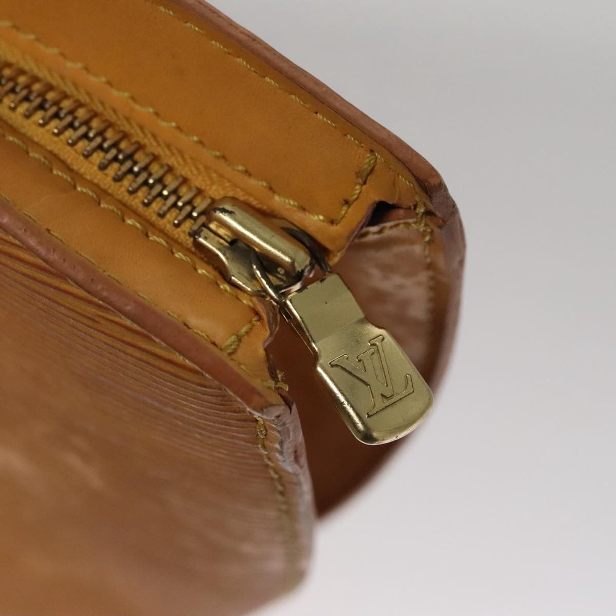 Louis Vuitton Saint Jacques Yellow Leather Shoulder Bag (Pre-Owned) Size ONE SIZE - 15 Thumbnail