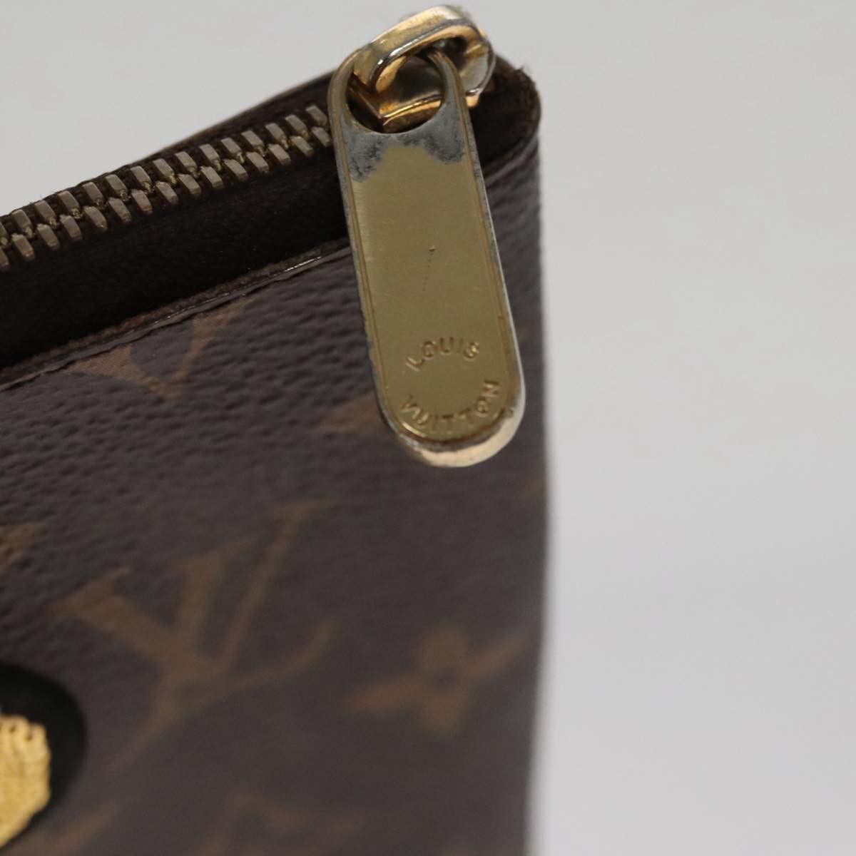 Louis Vuitton City Brown Canvas Clutch Bag (Pre-Owned) Size ONE SIZE - 9 Thumbnail