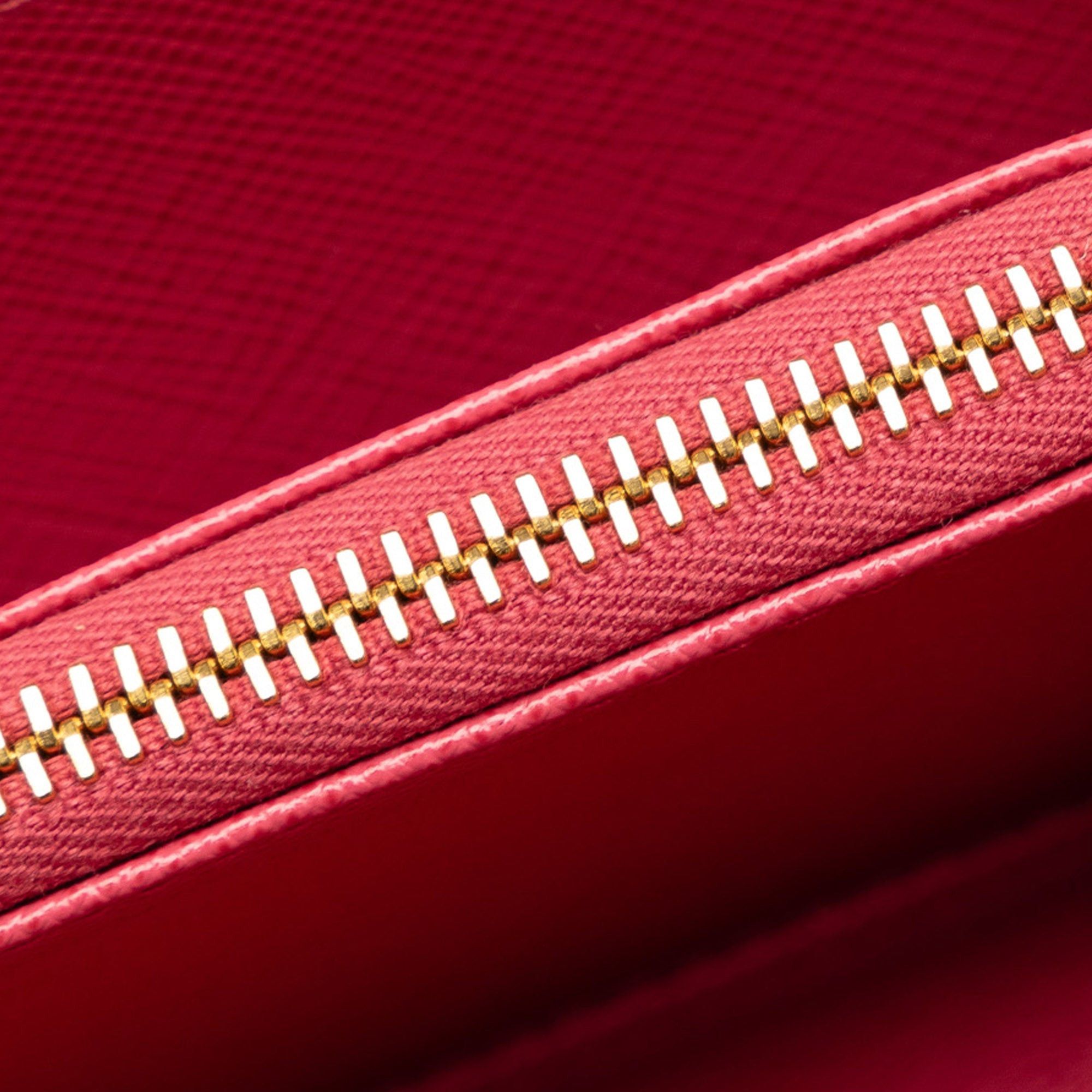 Prada Prada x Universal Studios Saffiano Frakenstien Heart Long Wallet Black Size ONE SIZE - 13 Thumbnail