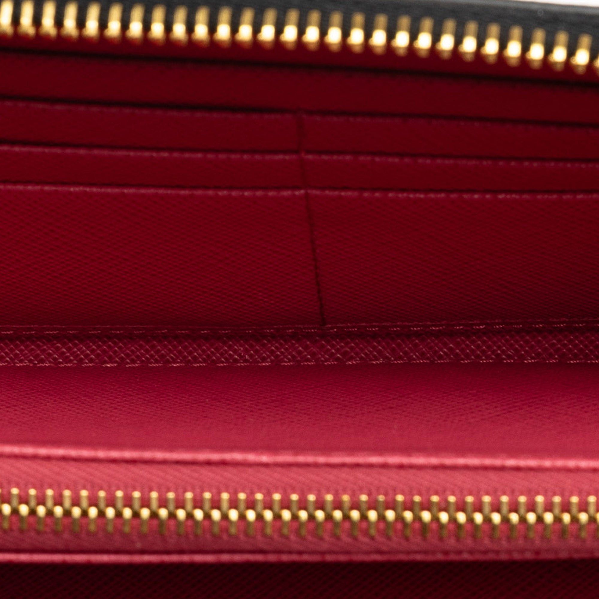 Prada Prada x Universal Studios Saffiano Frakenstien Heart Long Wallet Black Size ONE SIZE - 7 Thumbnail