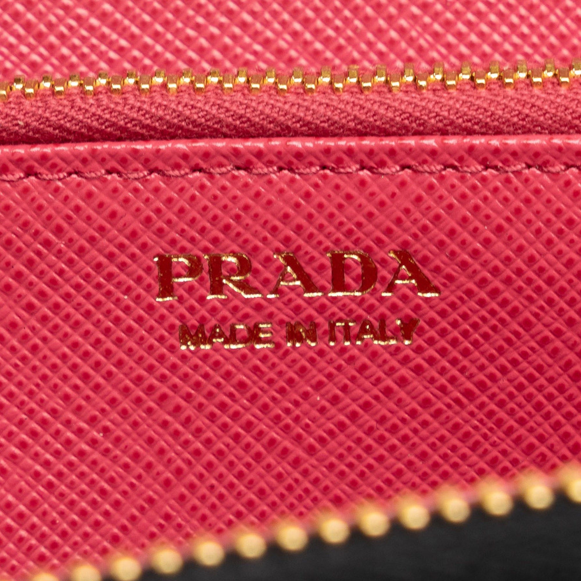 Prada Prada x Universal Studios Saffiano Frakenstien Heart Long Wallet Black Size ONE SIZE - 9 Thumbnail
