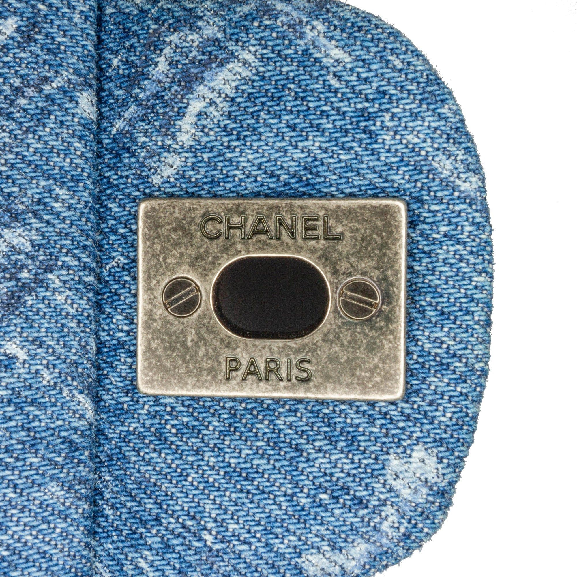 Chanel Chanel Medium Classic Printed Denim Double Flap Blue Size ONE SIZE - 7 Thumbnail